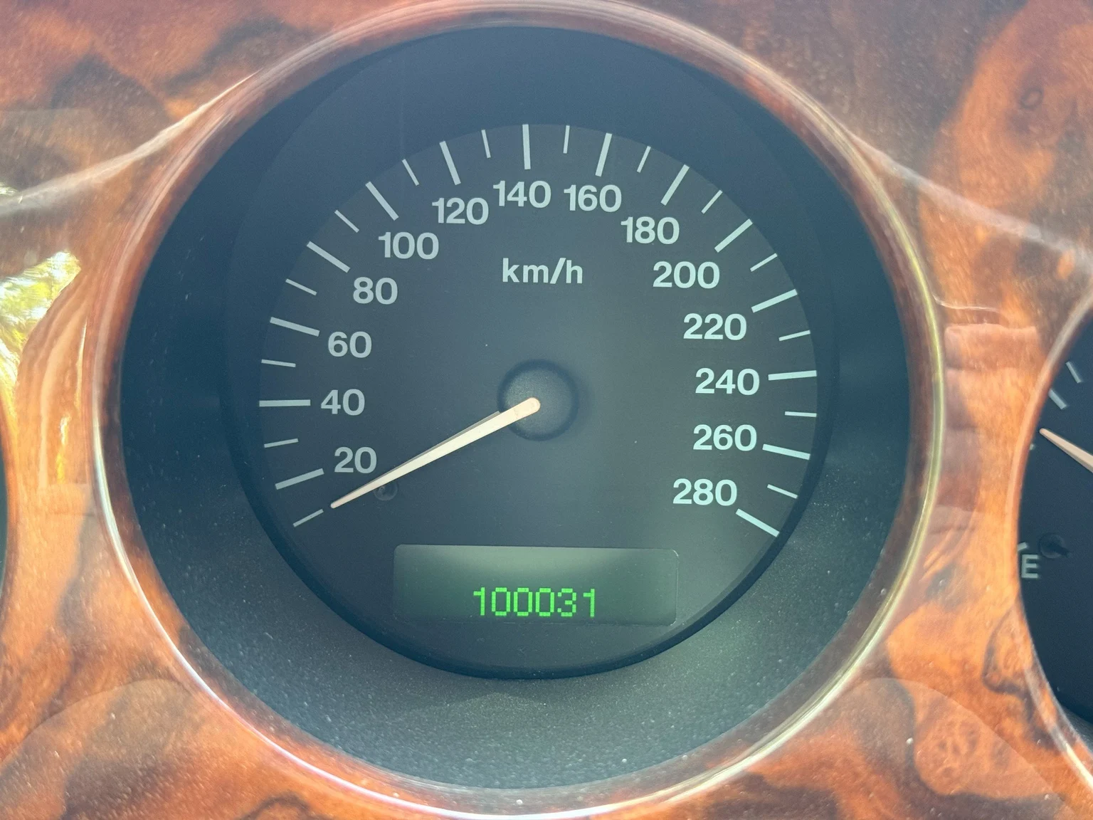 Innenraumfoto von 2001 Jaguar XJ Sovereign 4.0 V8 (22)