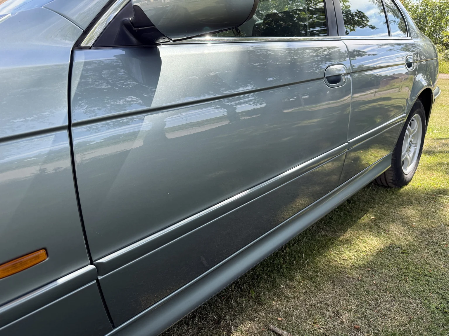 Aussenfoto 2003 BMW 525d Sedan (55)