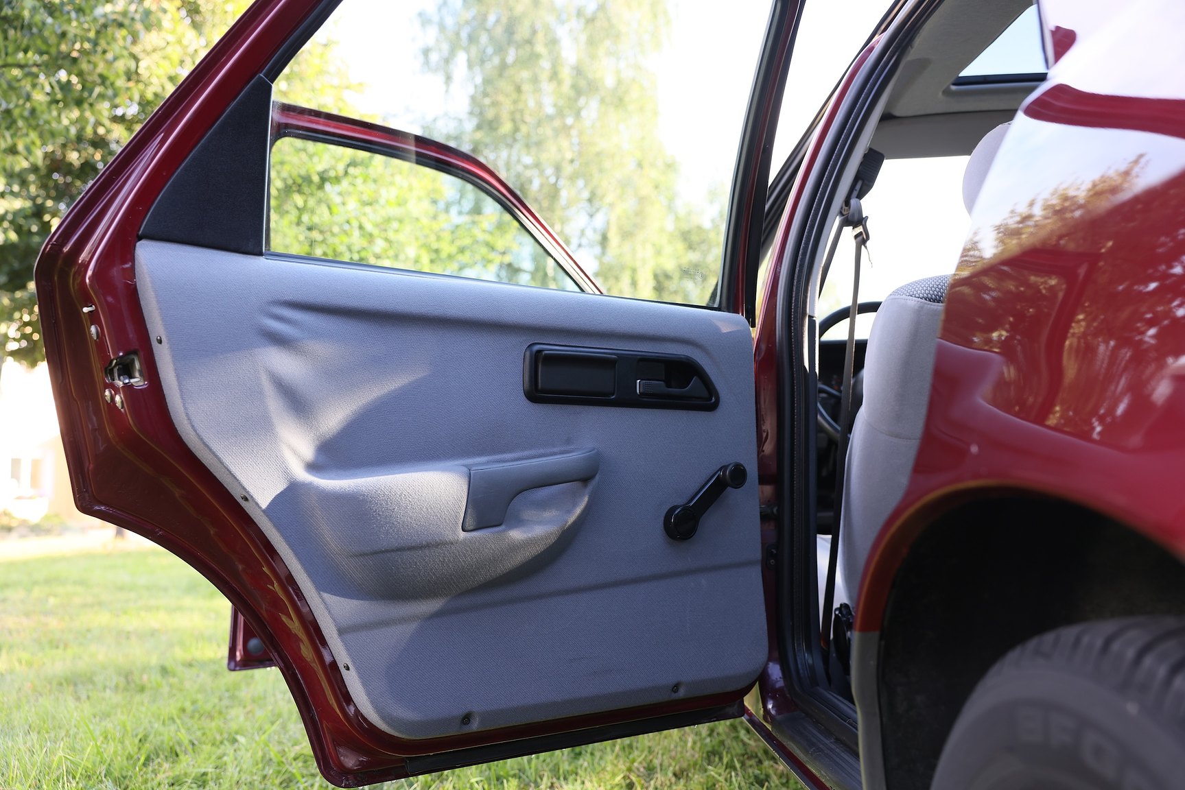 Interior image of 1991 Ford Sierra Sedan 2.0 i 4x4 
