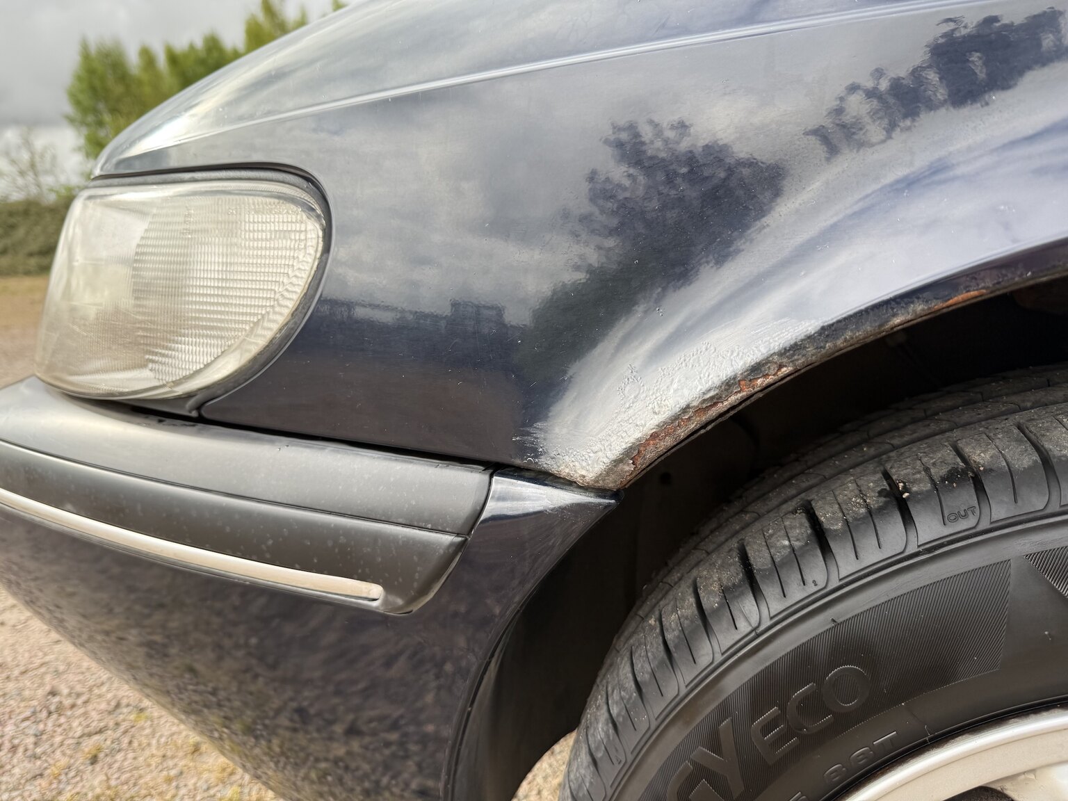 Exterior image of 1997 SAAB 900