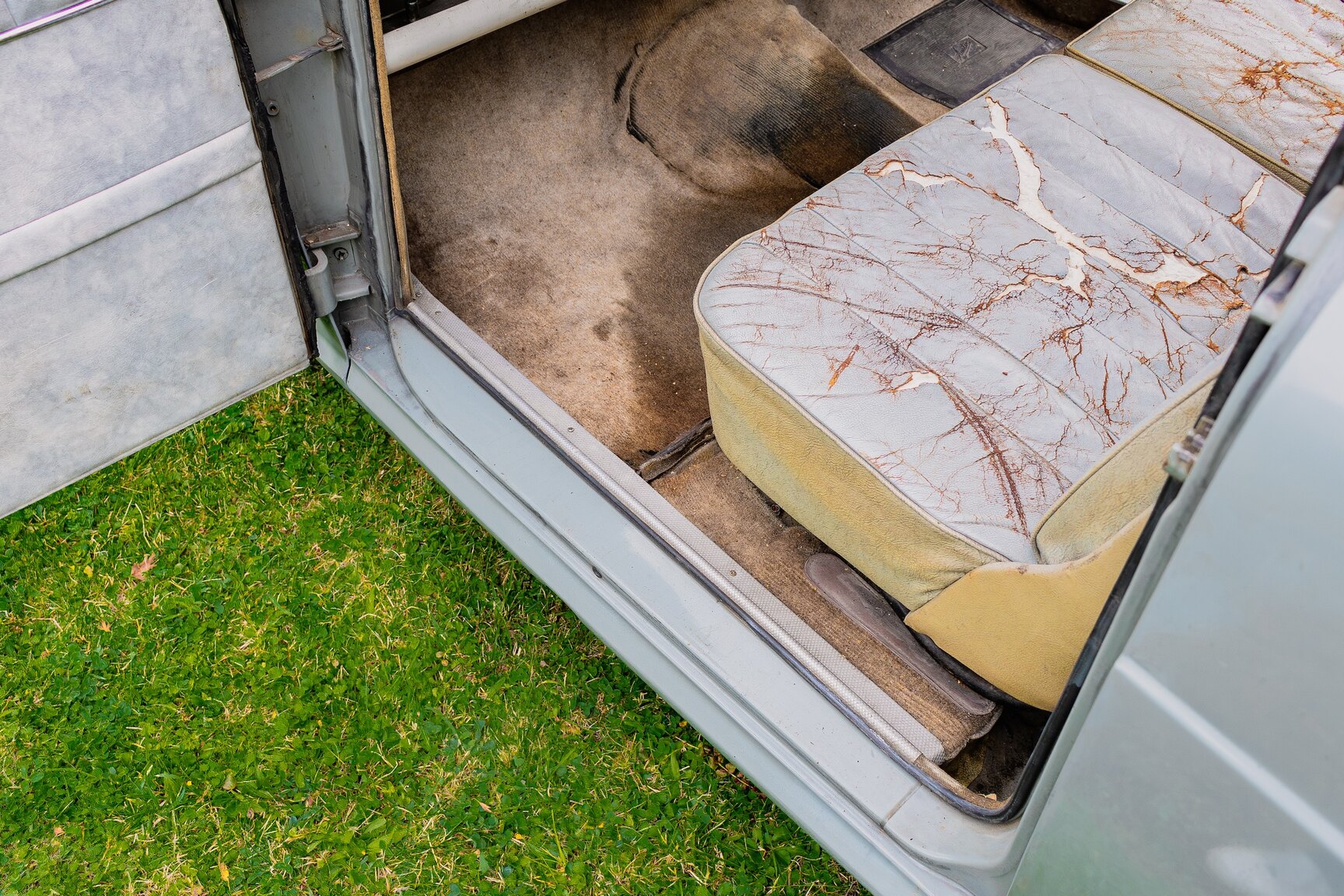 Interior image of 1955 Austin A50