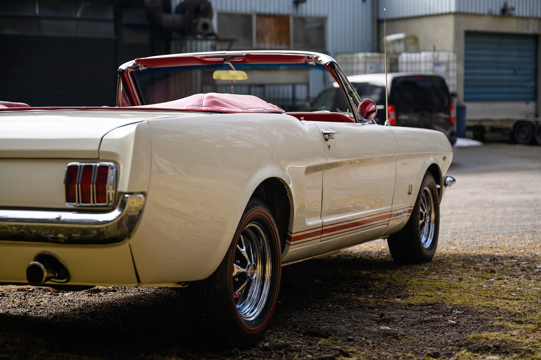 Aussenfoto 1965 Ford Mustang GT Convertible (36)