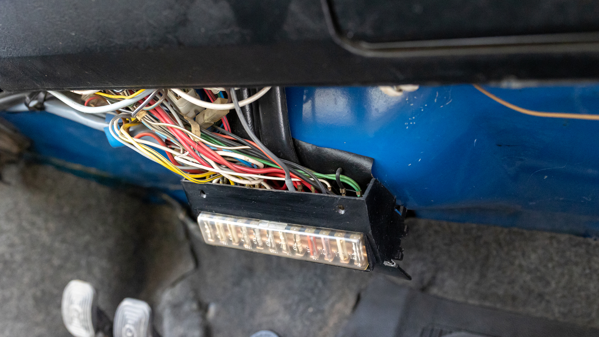 Interior image of 1973 Volkswagen Beetle 1303S 1600 (26)