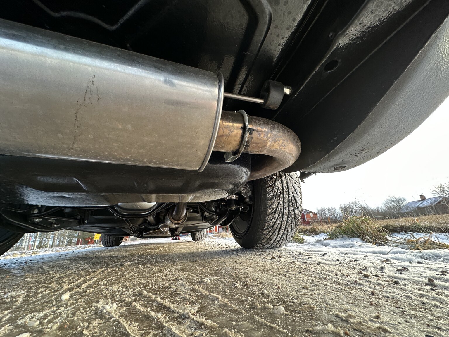 Image of 1980 VOLVO 240 V8 mechanics