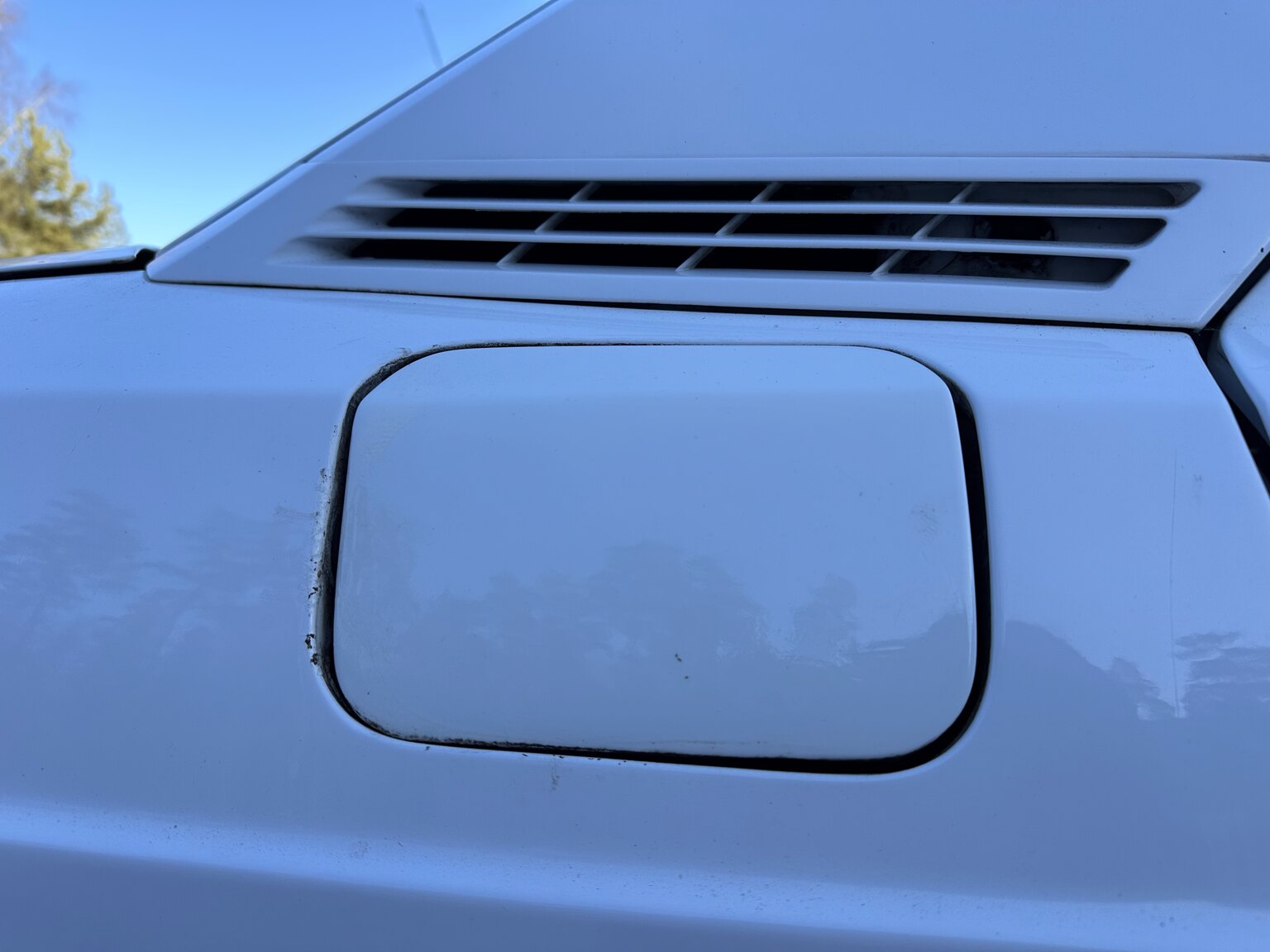 Exteriörbild på 1988 Mercedes-Benz 190 E 2.3 (28)