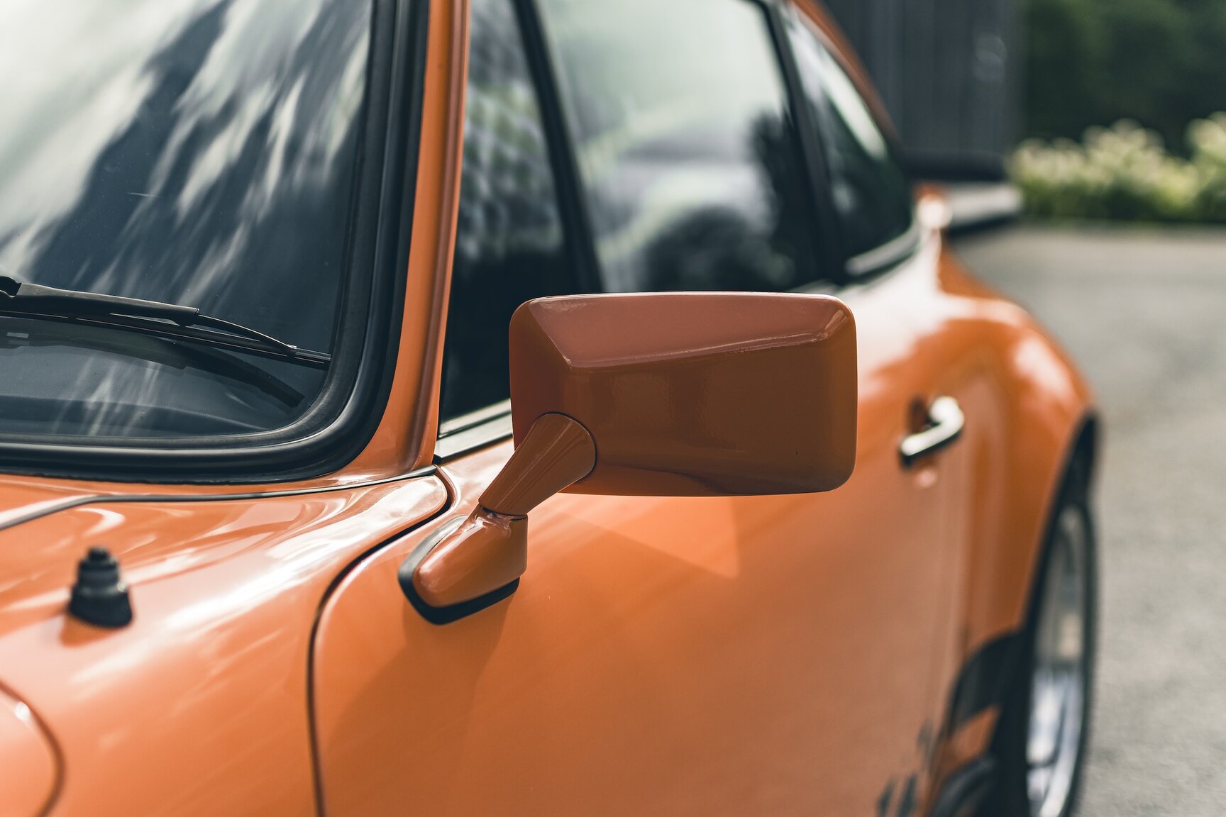 Exterior image of Porsche 911 Carrera