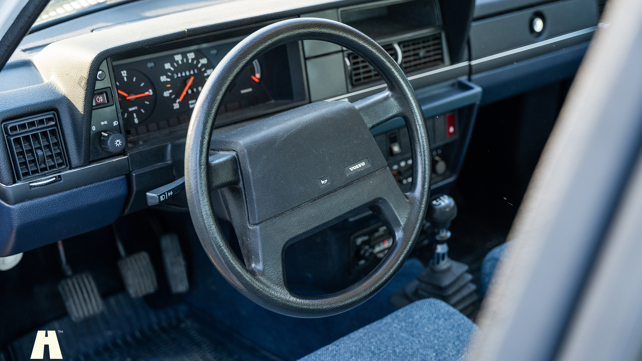 Innenraumfoto von 1988 Volvo 240 GL