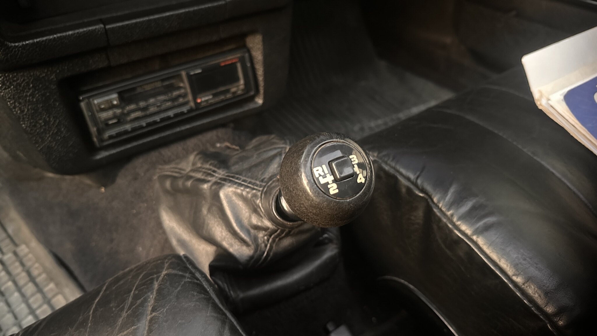 Interiörbild 1981 Volvo 244 GLE D6