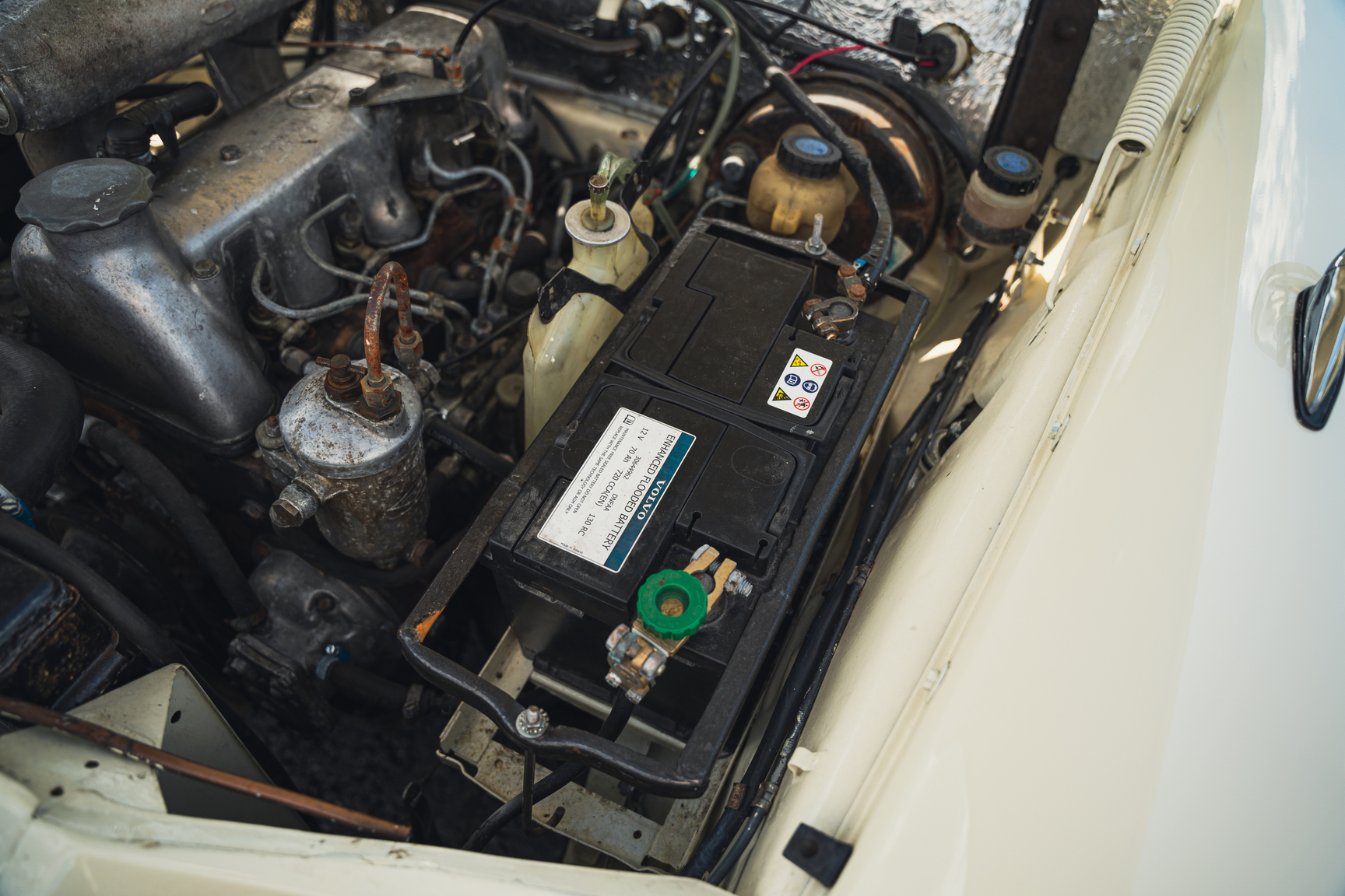 Image of 1966 Mercedes-Benz 200 D "Heckflosse" mechanics