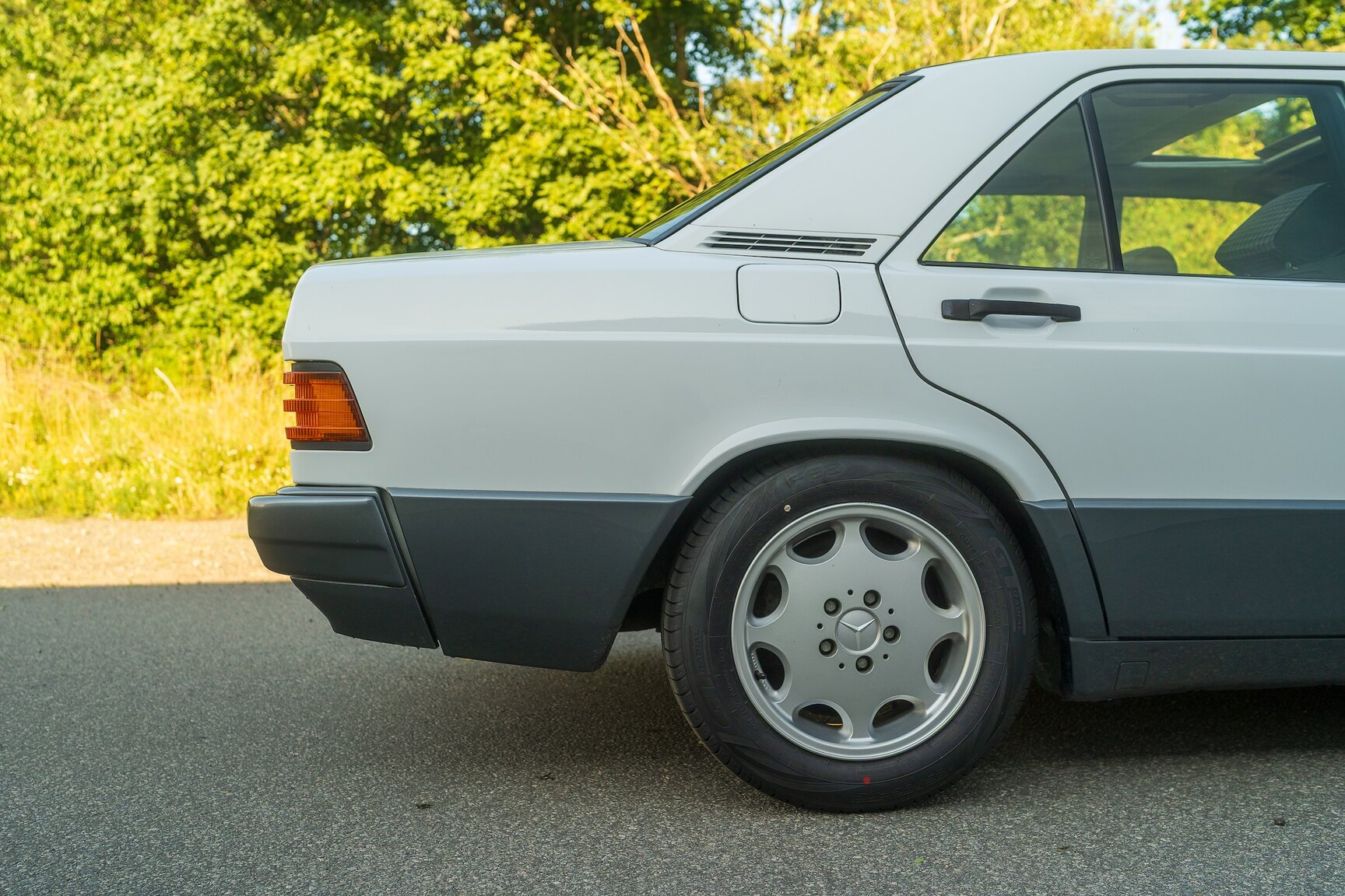 Exterior image of 1992 Mercedes-Benz 190E "No Reserve Auction"
