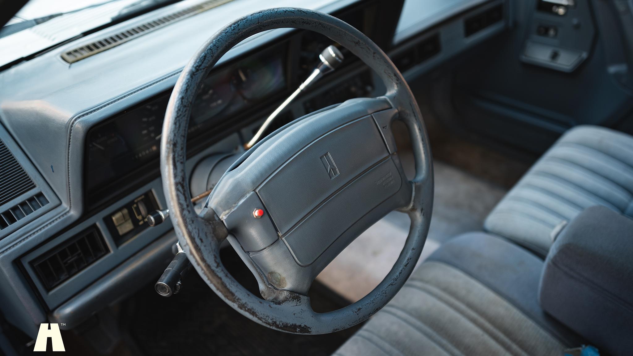 Innenraumfoto von 1994 Oldsmobile Cutlass Ciera Sedan 3.1 (45)