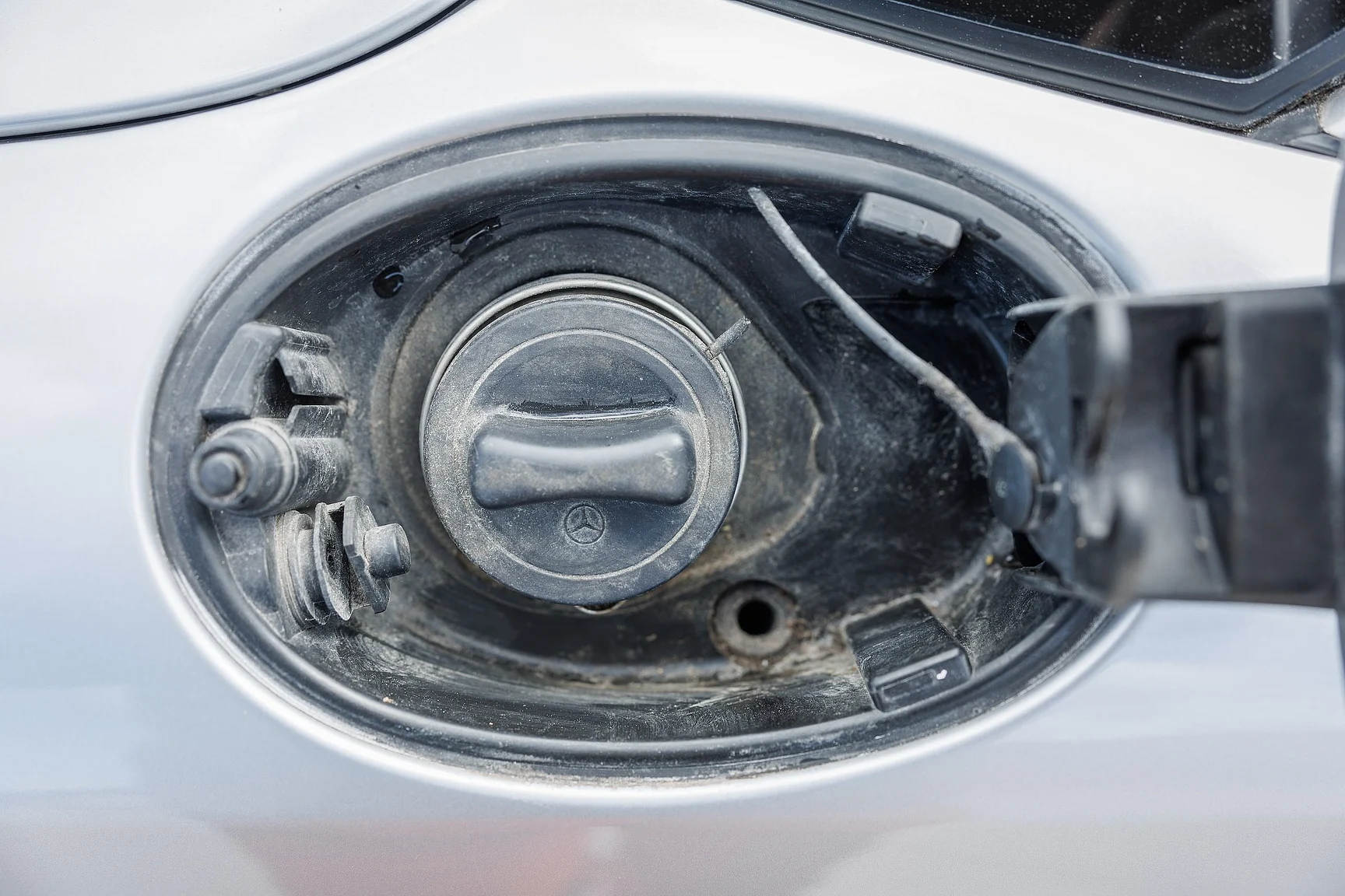 Exteriörbild på 2000 Mercedes-Benz CL 600 (101)