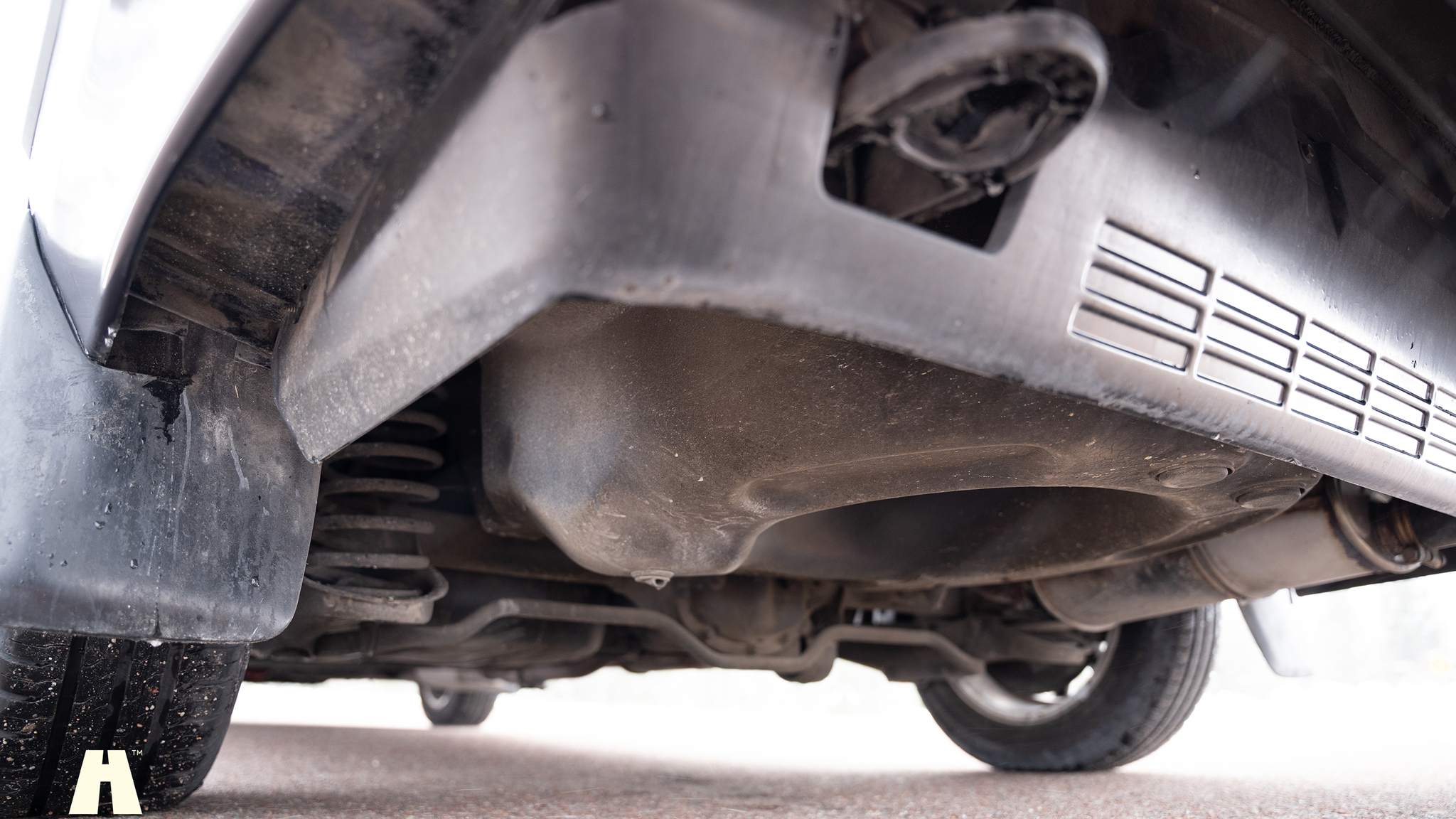 Image of 1995 Volvo 940 SE mechanics