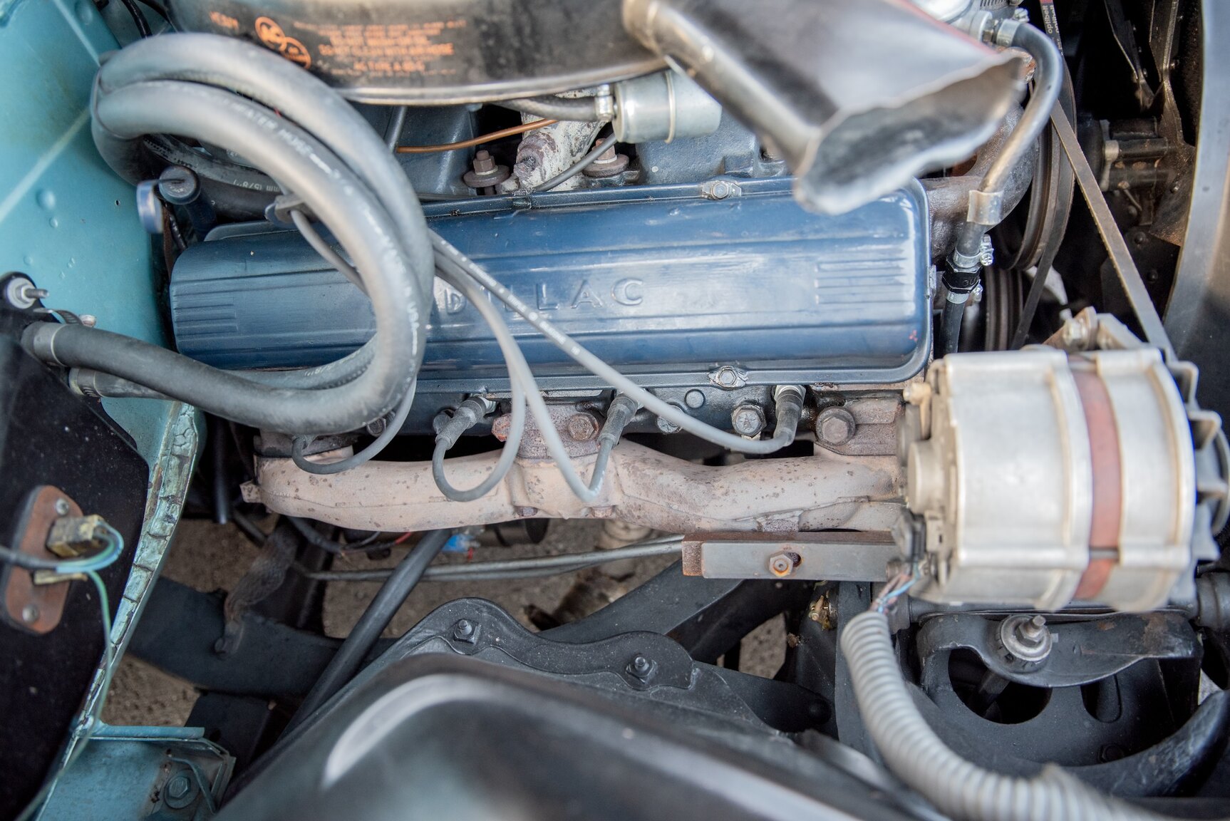 Image of 1959 Cadillac Coupe de Ville mechanics