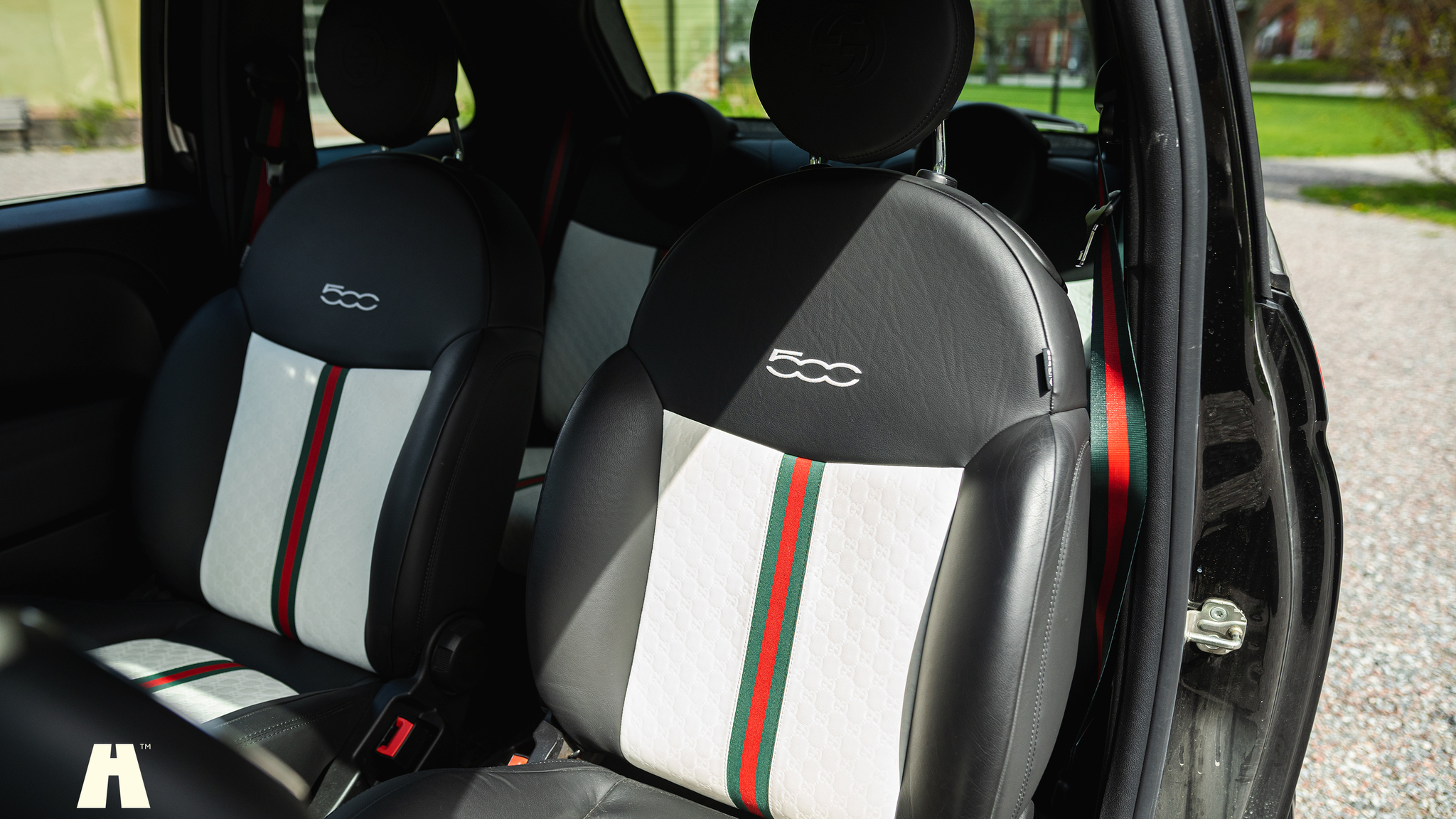 Interior image of 2012 FIAT 500 GUCCI