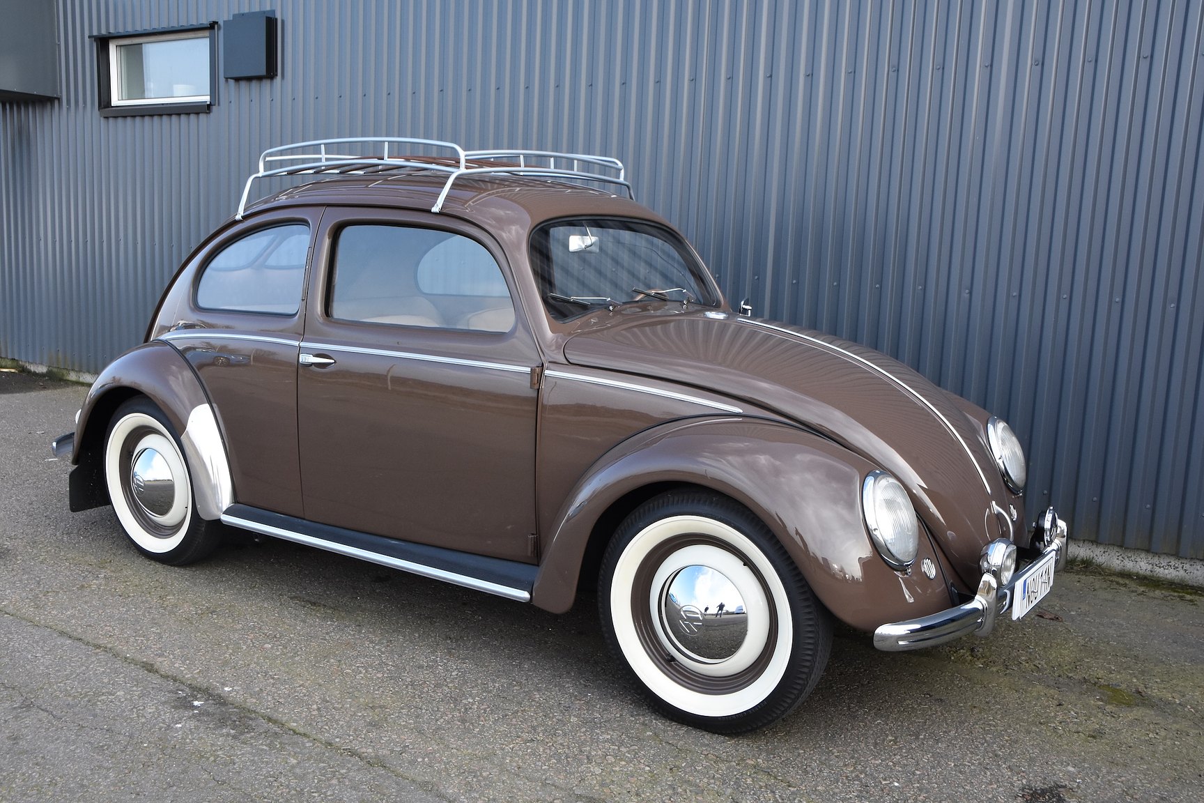 Exterior image of 1950 Volkswagen 1100 1.1 