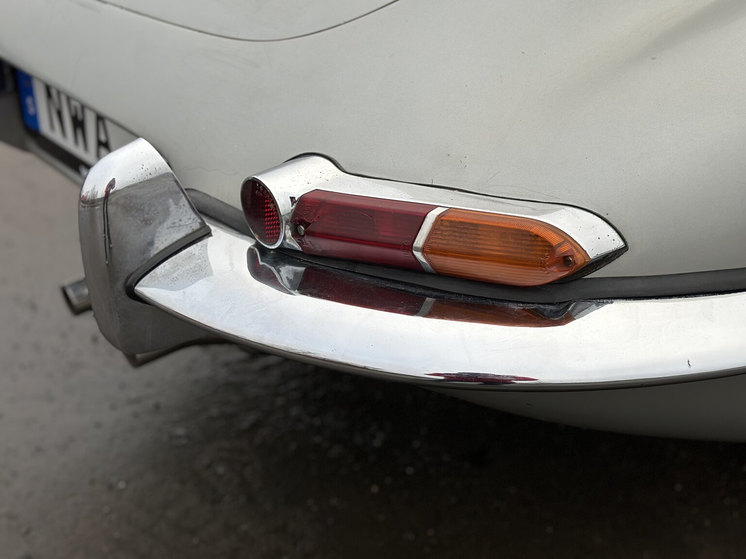 Exterior image of 1962 Jaguar E-Type 3.8 Series I