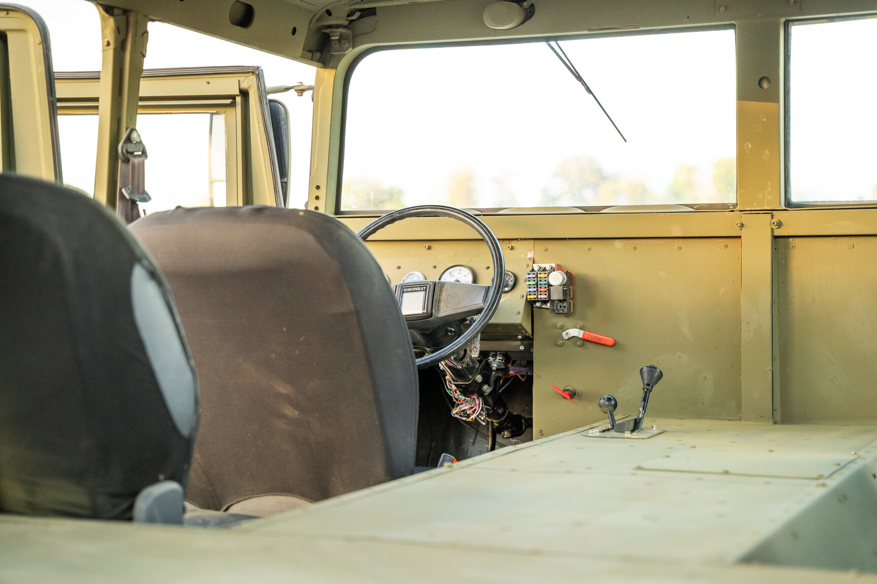 Interior image of 1987 Chevrolet/Humvee H1 Slantback