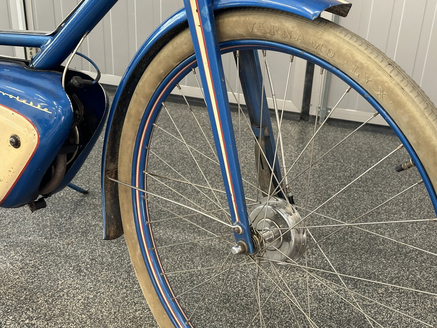Aussenfoto Husqvarna Novolette