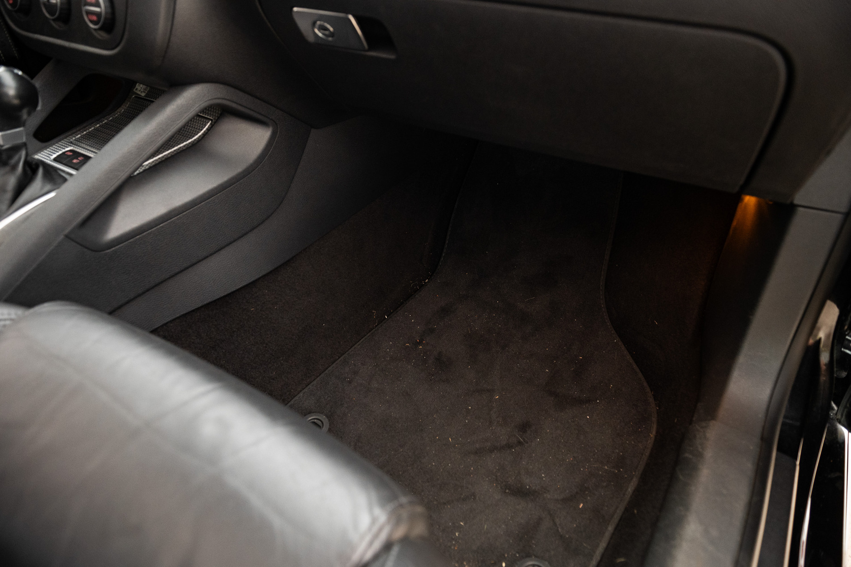 Interiörbild 2006 Volkswagen Golf R32