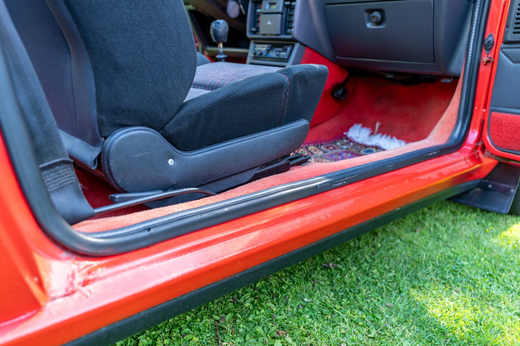 Innenraumfoto von 1987 Peugeot 205 CTI 1.6