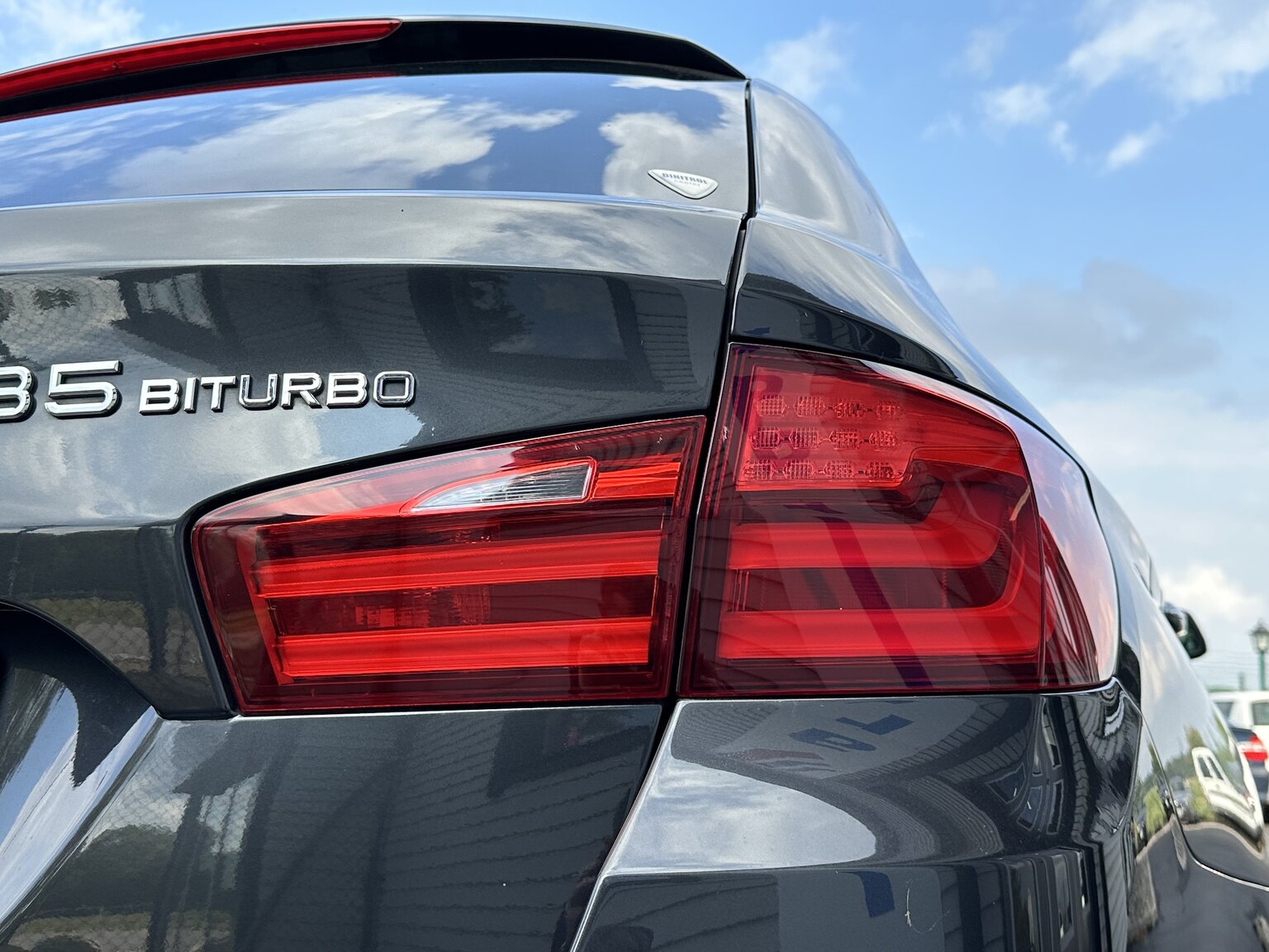 Exteriörbild på 2011 ALPINA B5 Bi-Turbo Touring Switch-Tronic