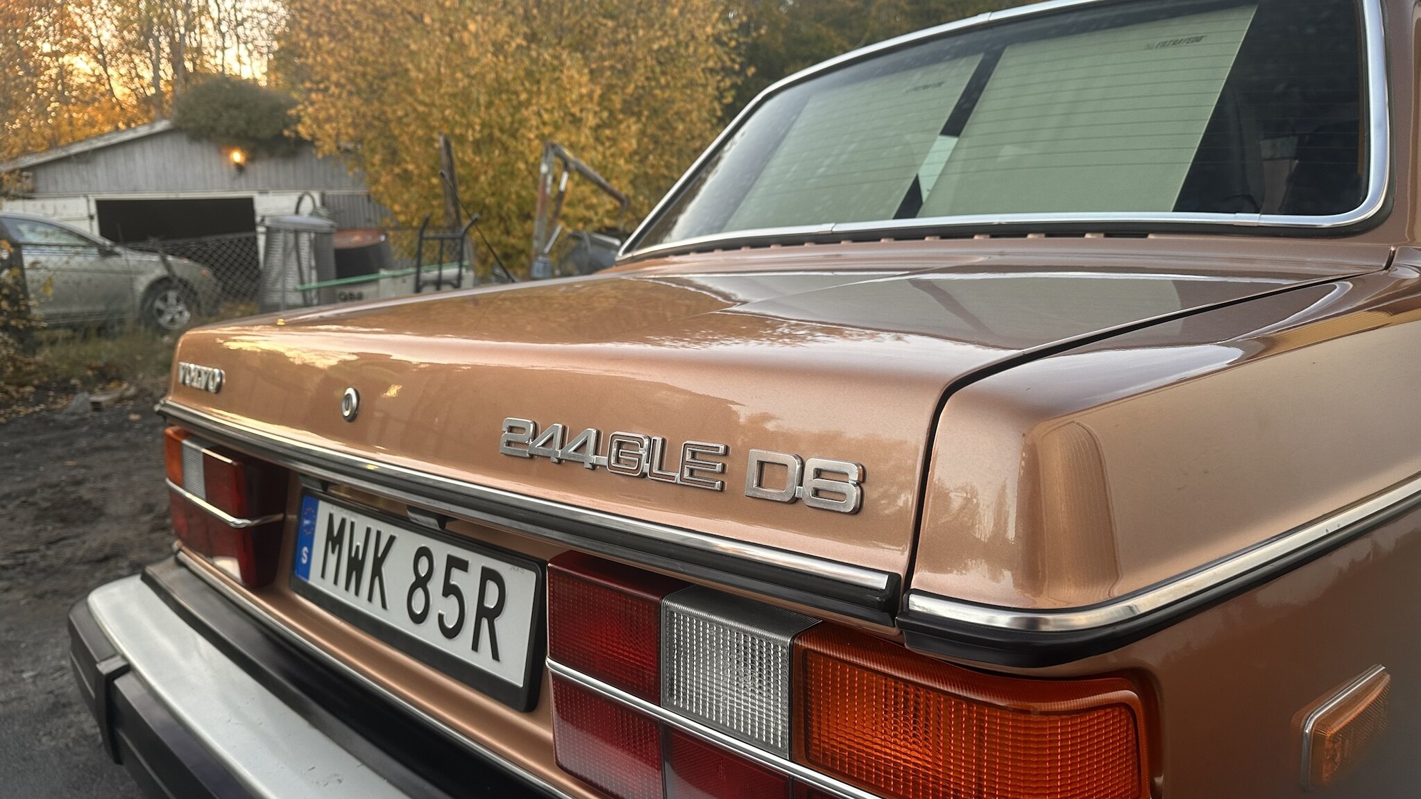 Exteriörbild på 1981 Volvo 244 GLE D6