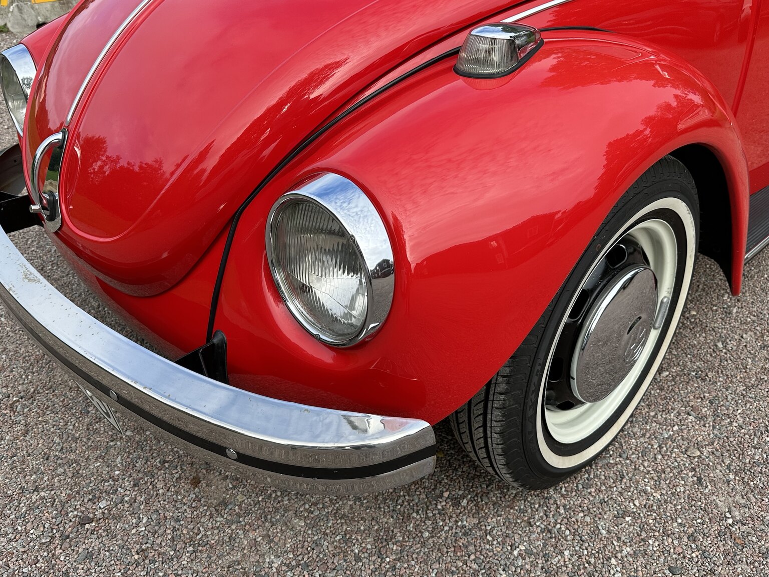 Exteriörbild på 1971 Volkswagen beetle 1302 cabriolet