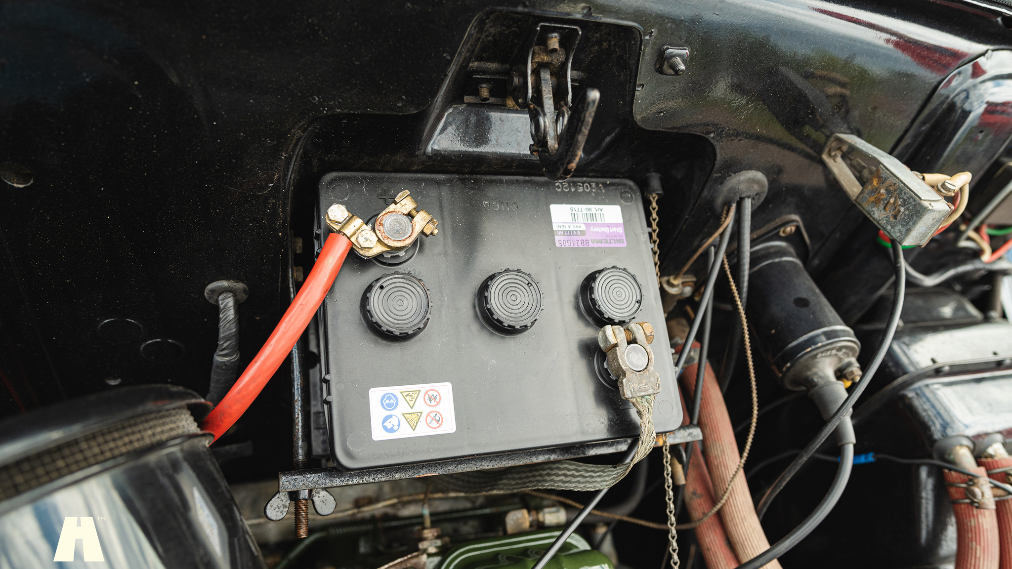 Image of 1953 Volvo PV 444E mechanics