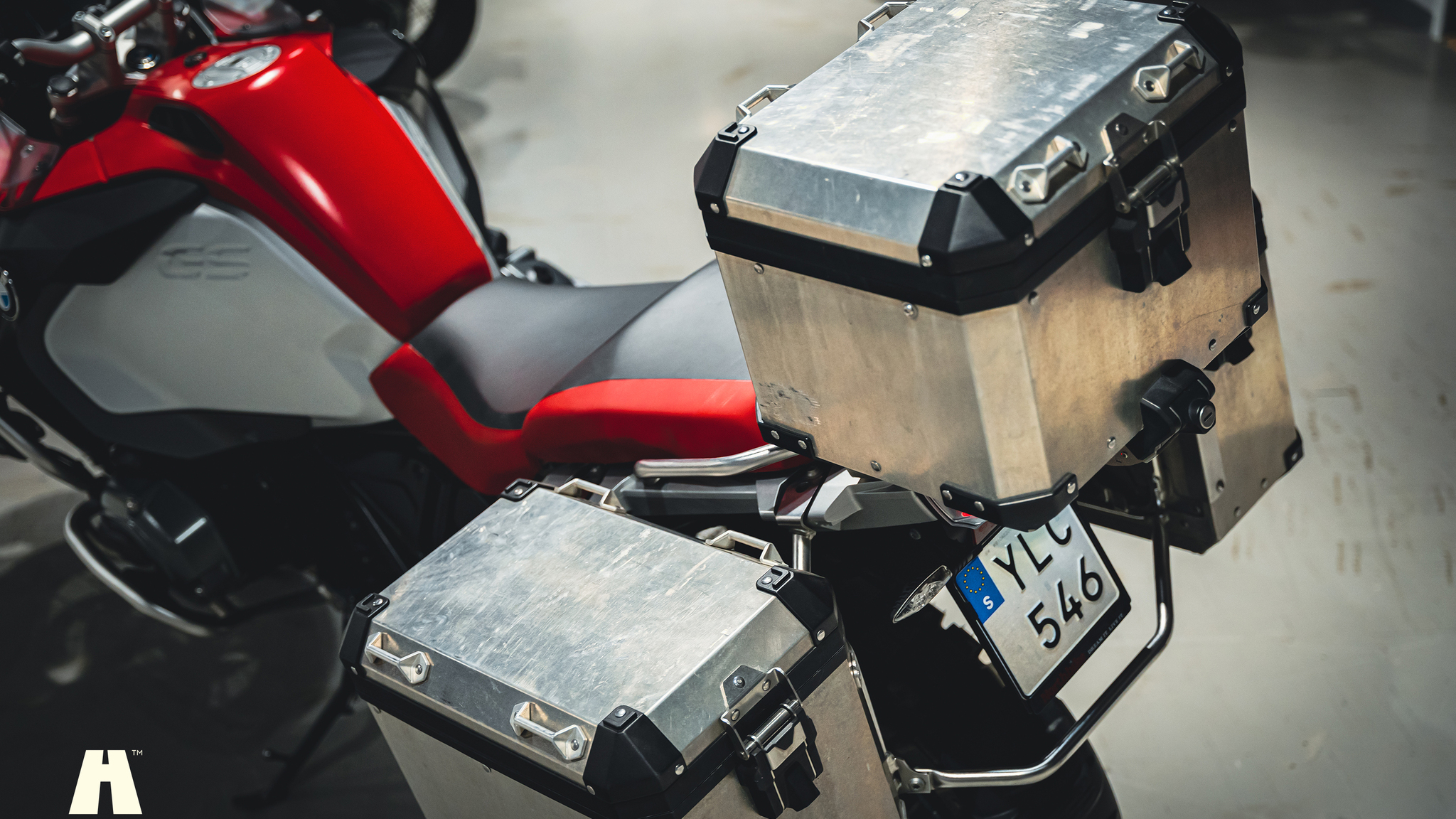 Exteriörbild på 2017 BMW R 1200 GSA (13)