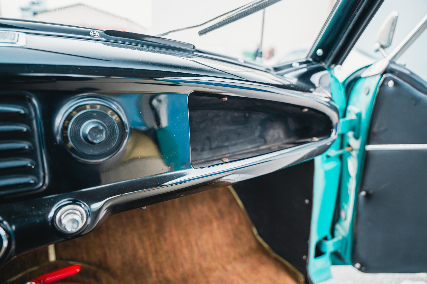 Interior image of 1956 Hudson Metropolitan