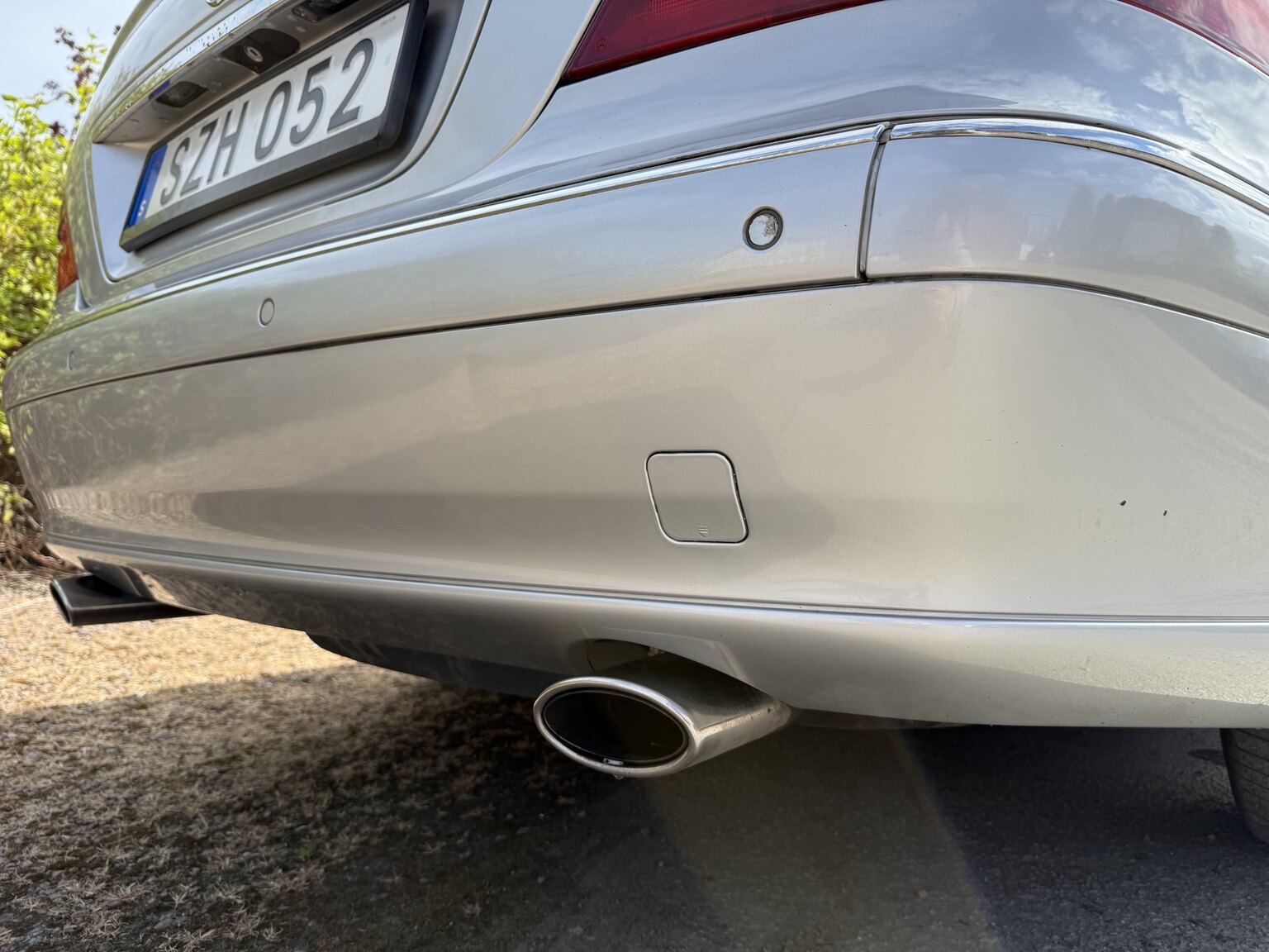 Exterior image of 2000 Mercedes-Benz CL 500