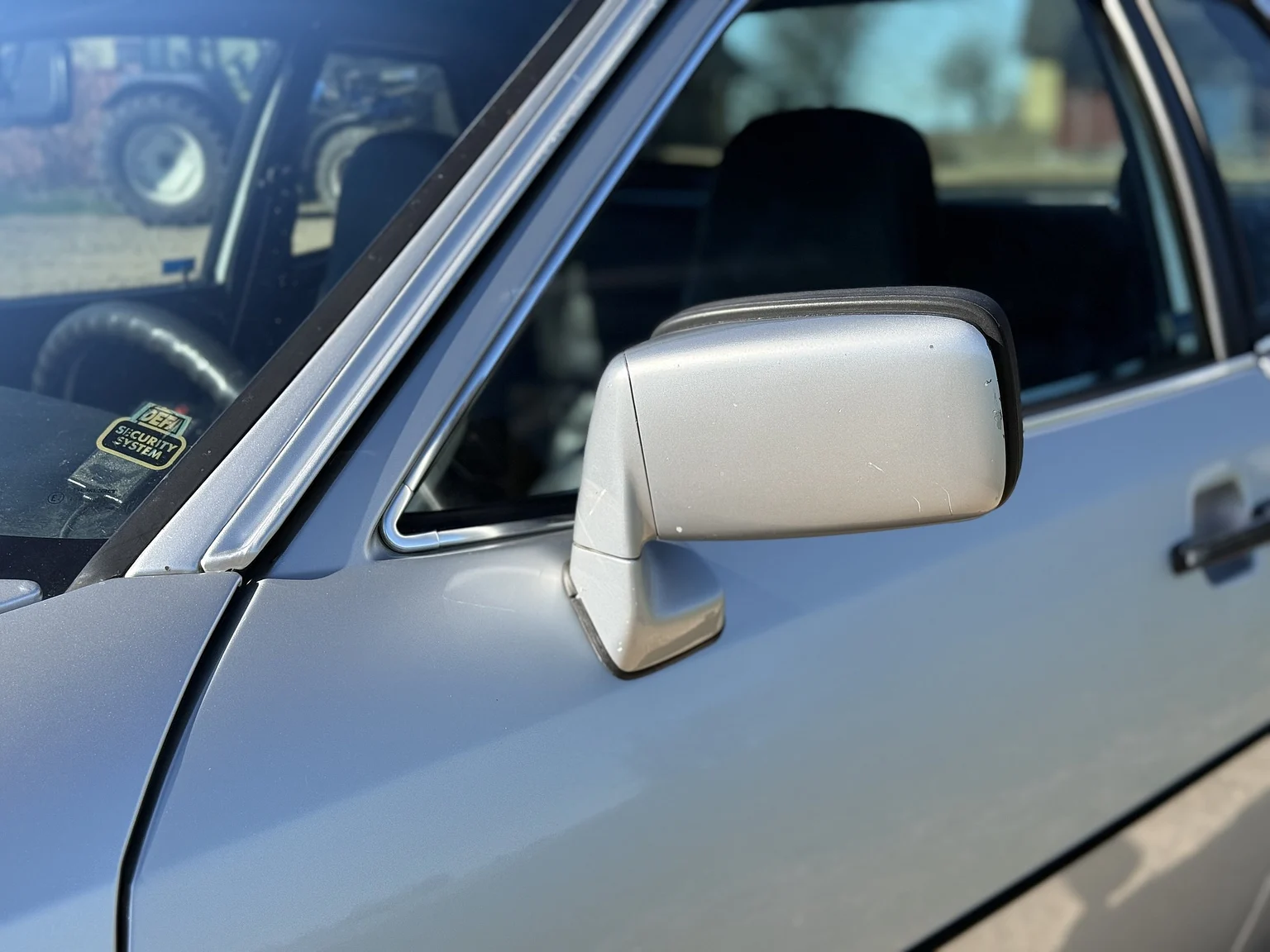 Exterior image of 1979 Porsche 924  (45)