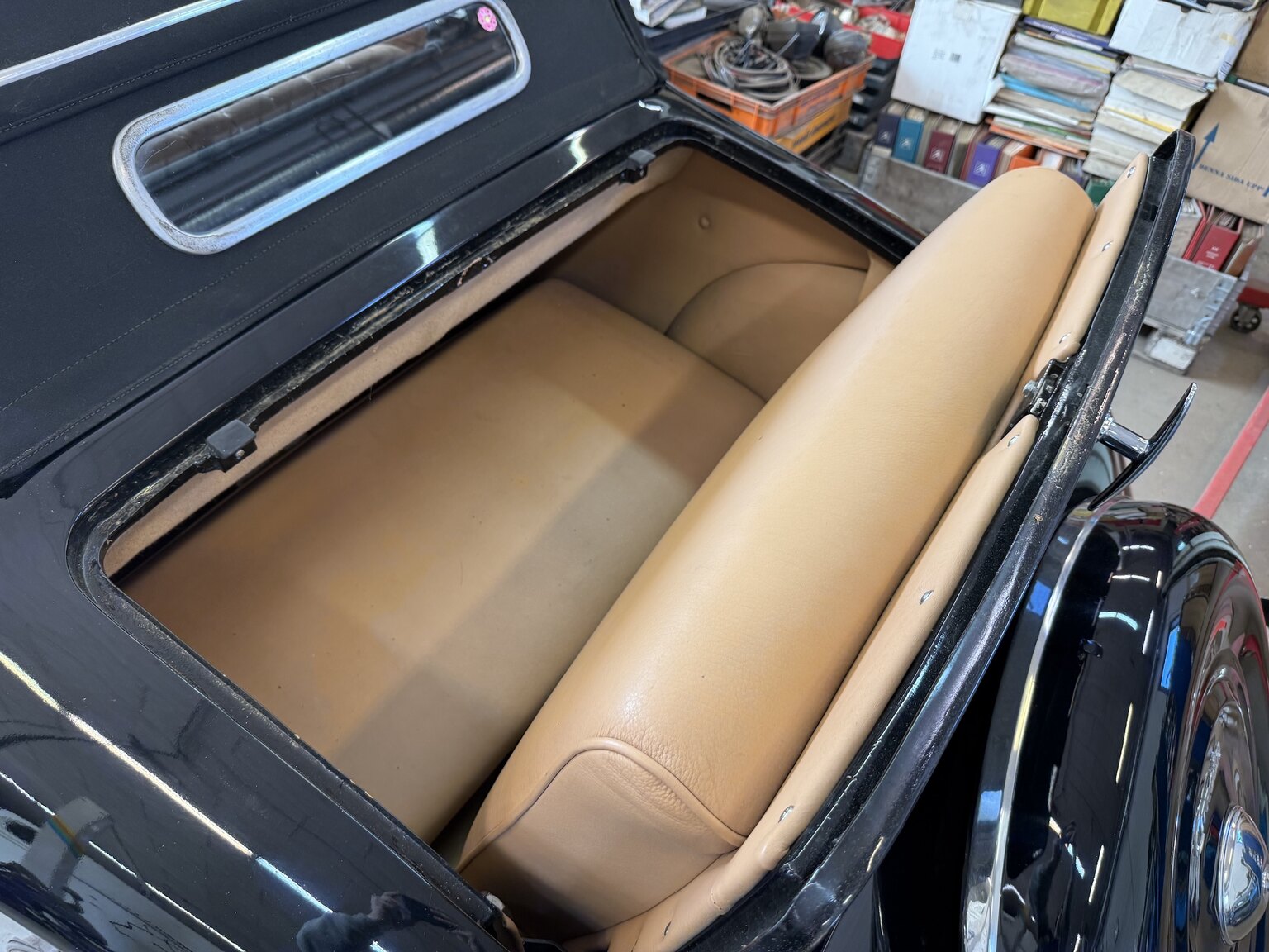 Interiörbild 1939 Citroën Berline 11 Sport Convertible