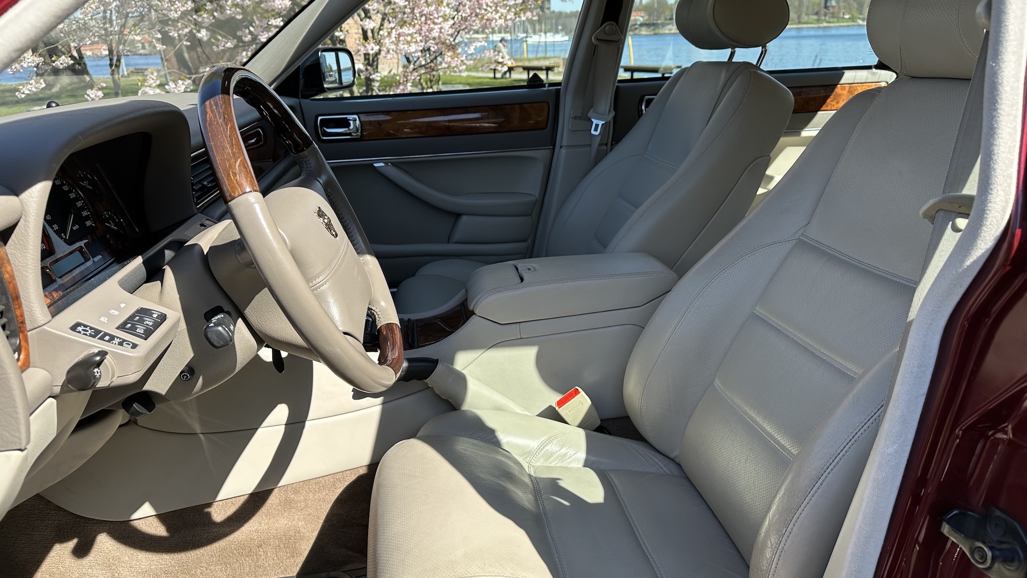 Interiörbild 1997 Jaguar XJ 4.0 Executive