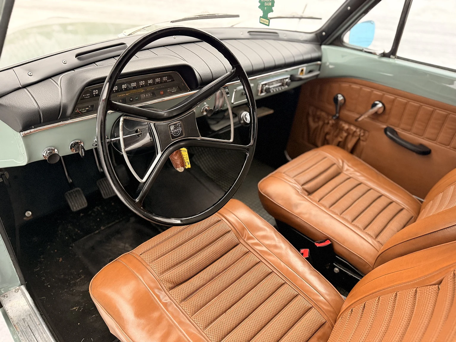 Interior image of 1968 Volvo Amazon 121 P220 (1)
