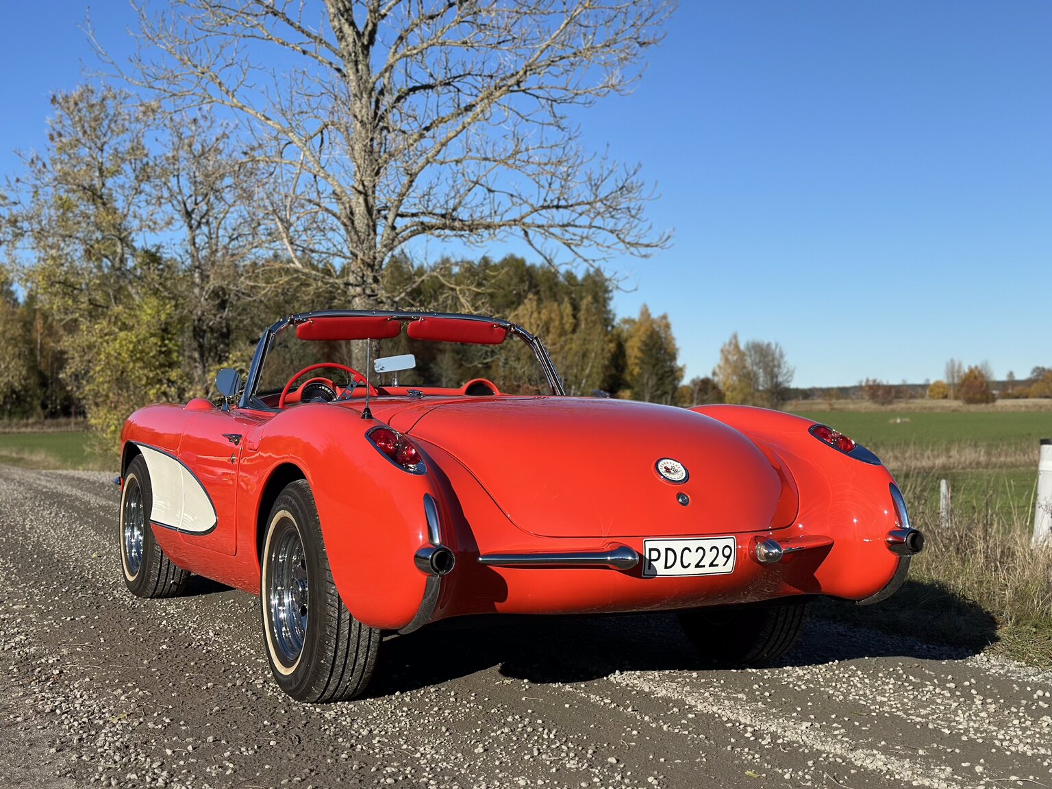 Exteriörbild på 1956 Chevrolet Corvette 