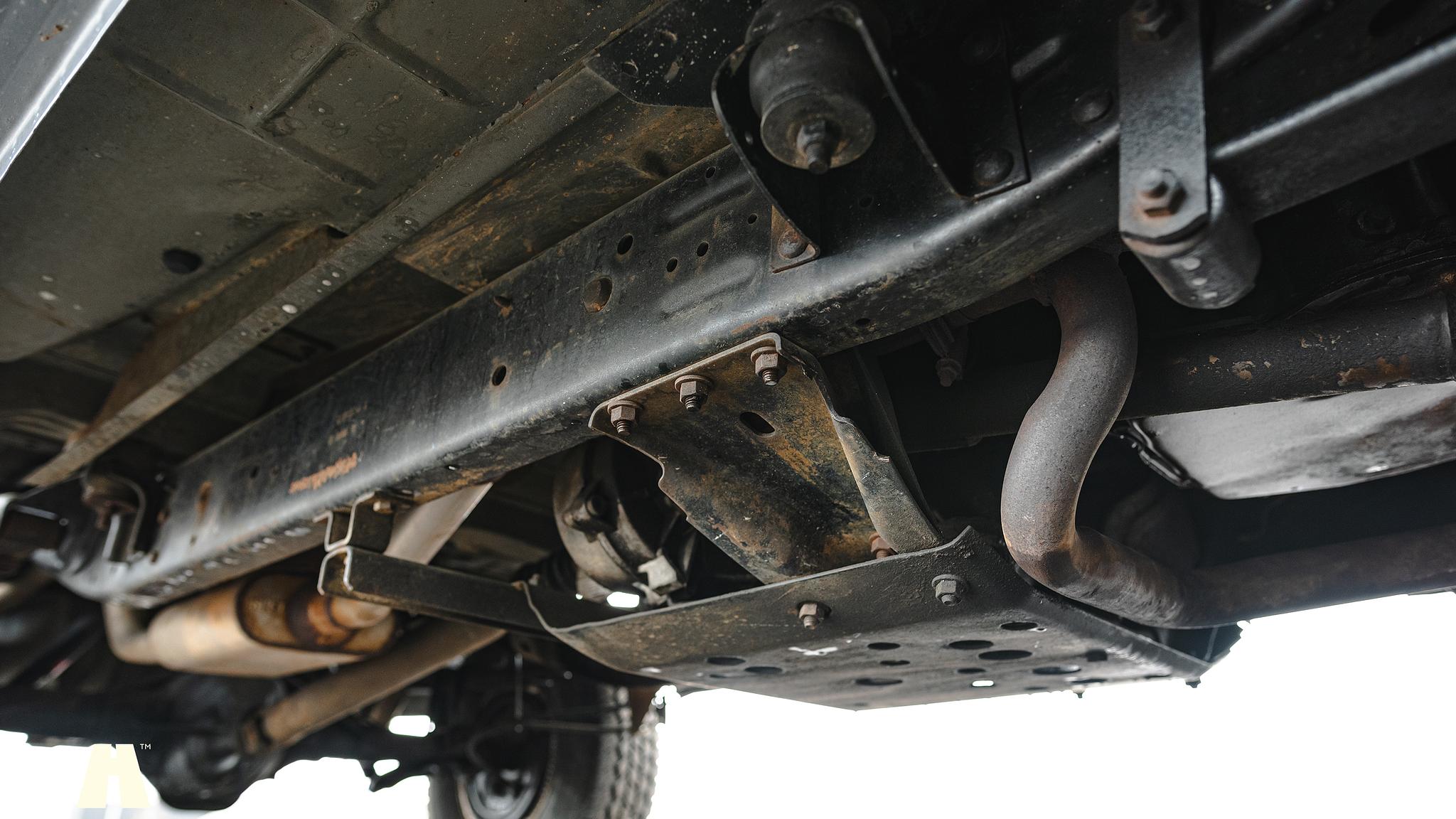Image of 1986 Dodge Ramcharger mechanics