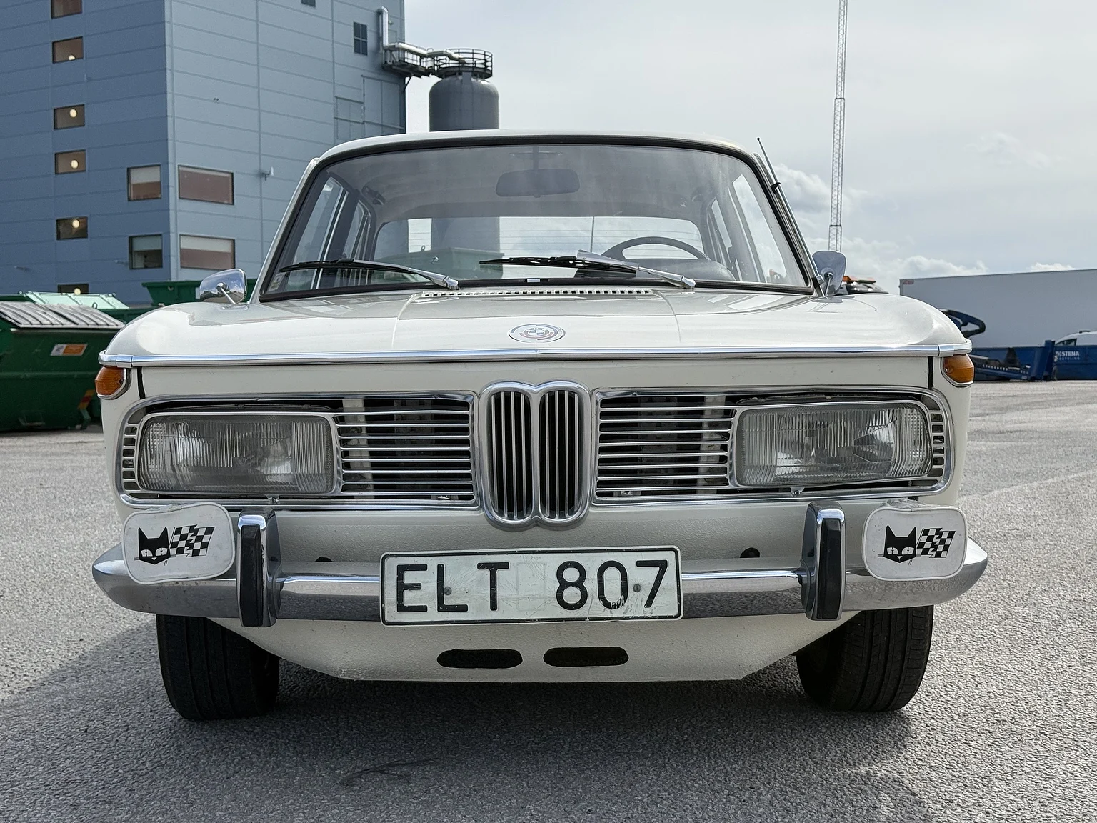 Aussenfoto 1970 BMW New Class 4-dörrars Sedan (5)