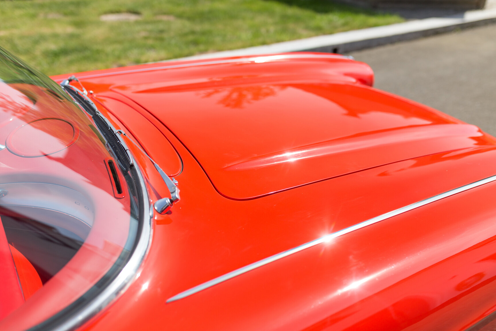 Exterior image of 1962 Corvette C1