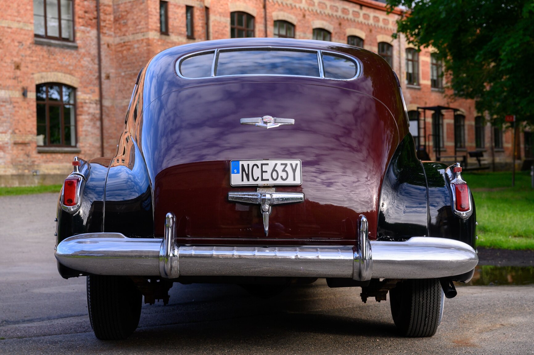 Exterior image of 1941 Cadillac Model Sixty-One Fastback (96)