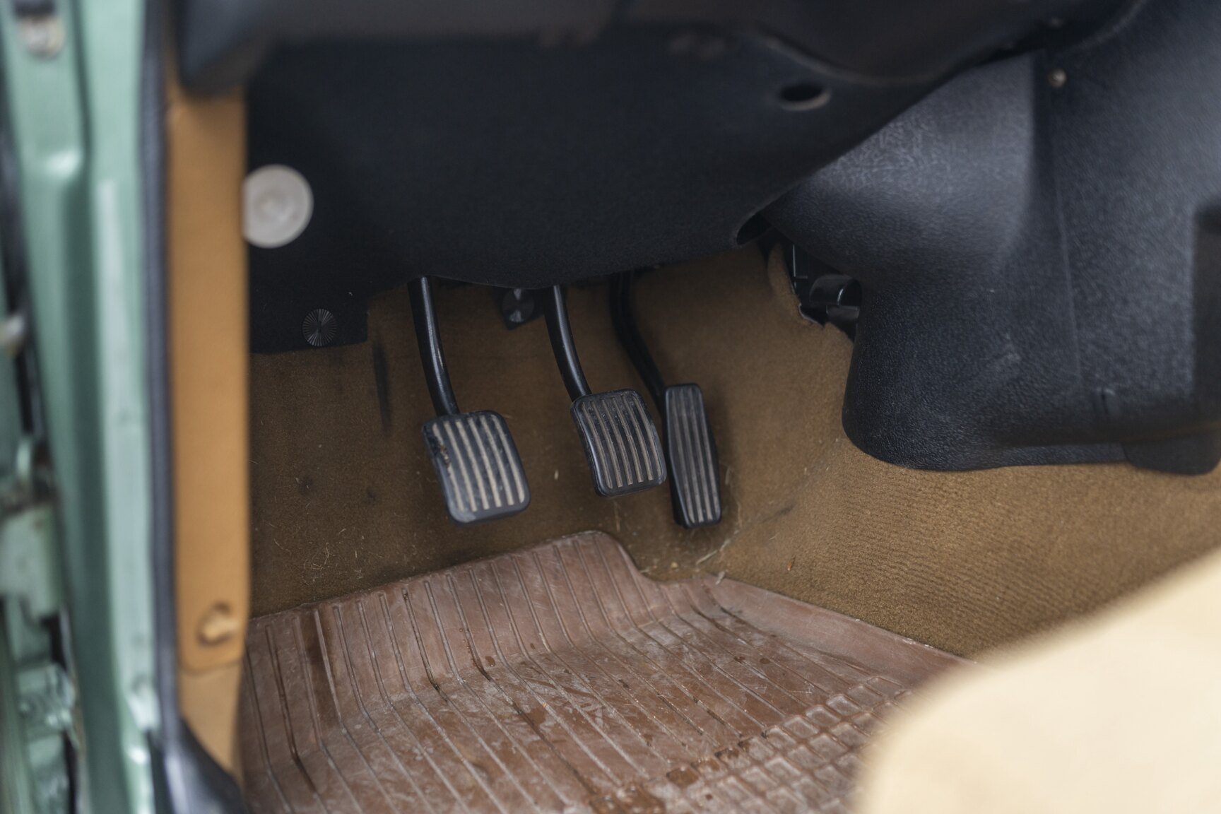 Interior image of 1981 Volvo 244
