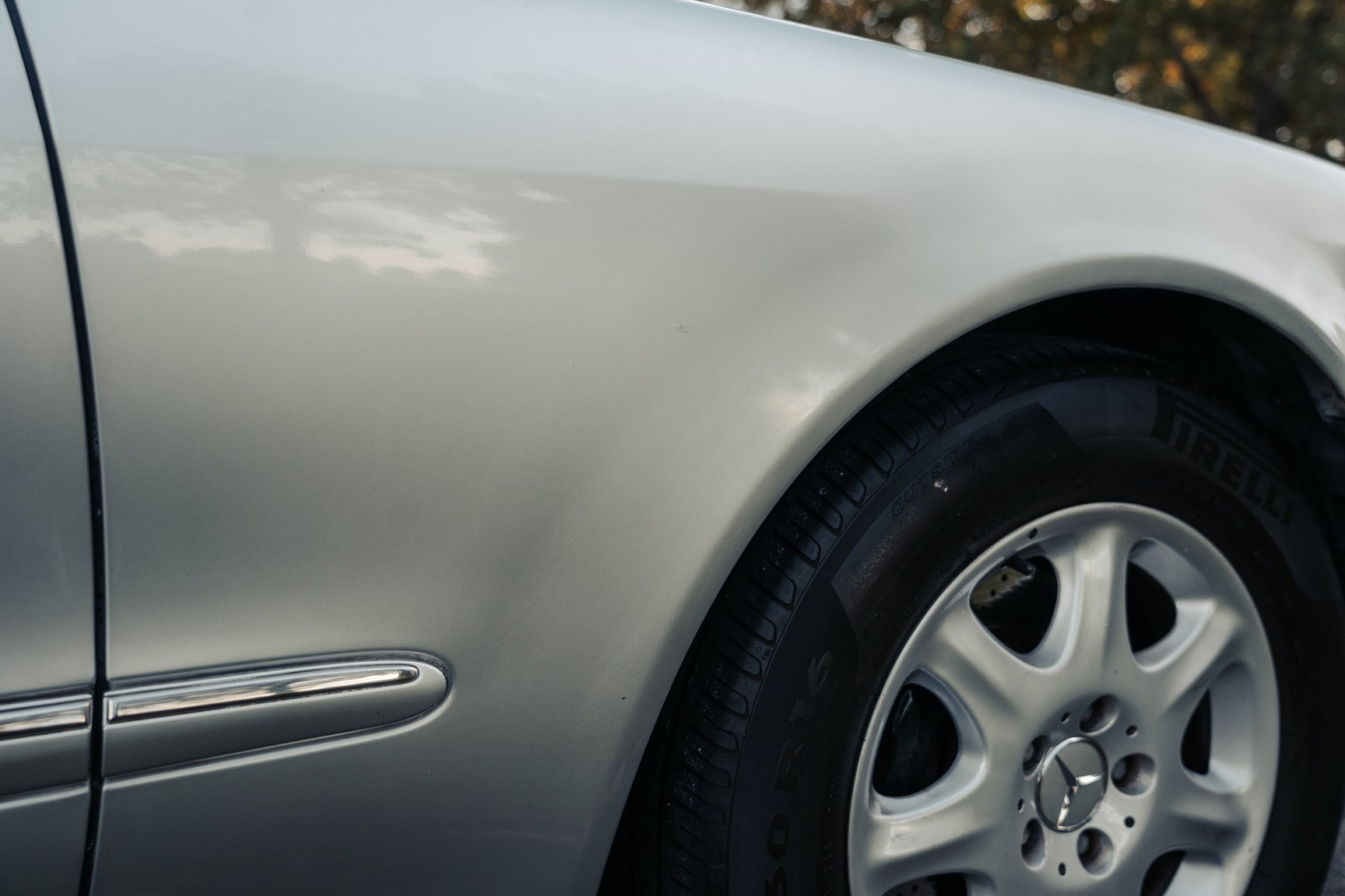 Exteriörbild på 1999 Mercedes-Benz S 320