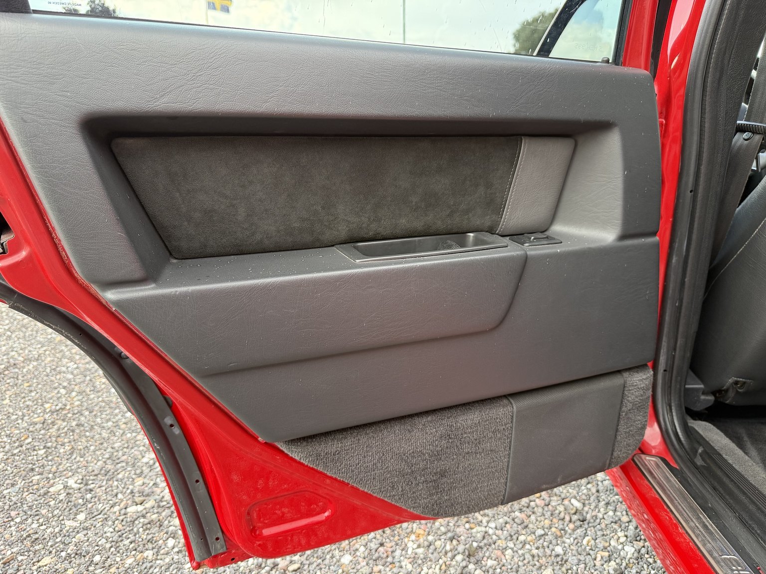 Interior image of 1996 Volvo 850 R "T-Röd"