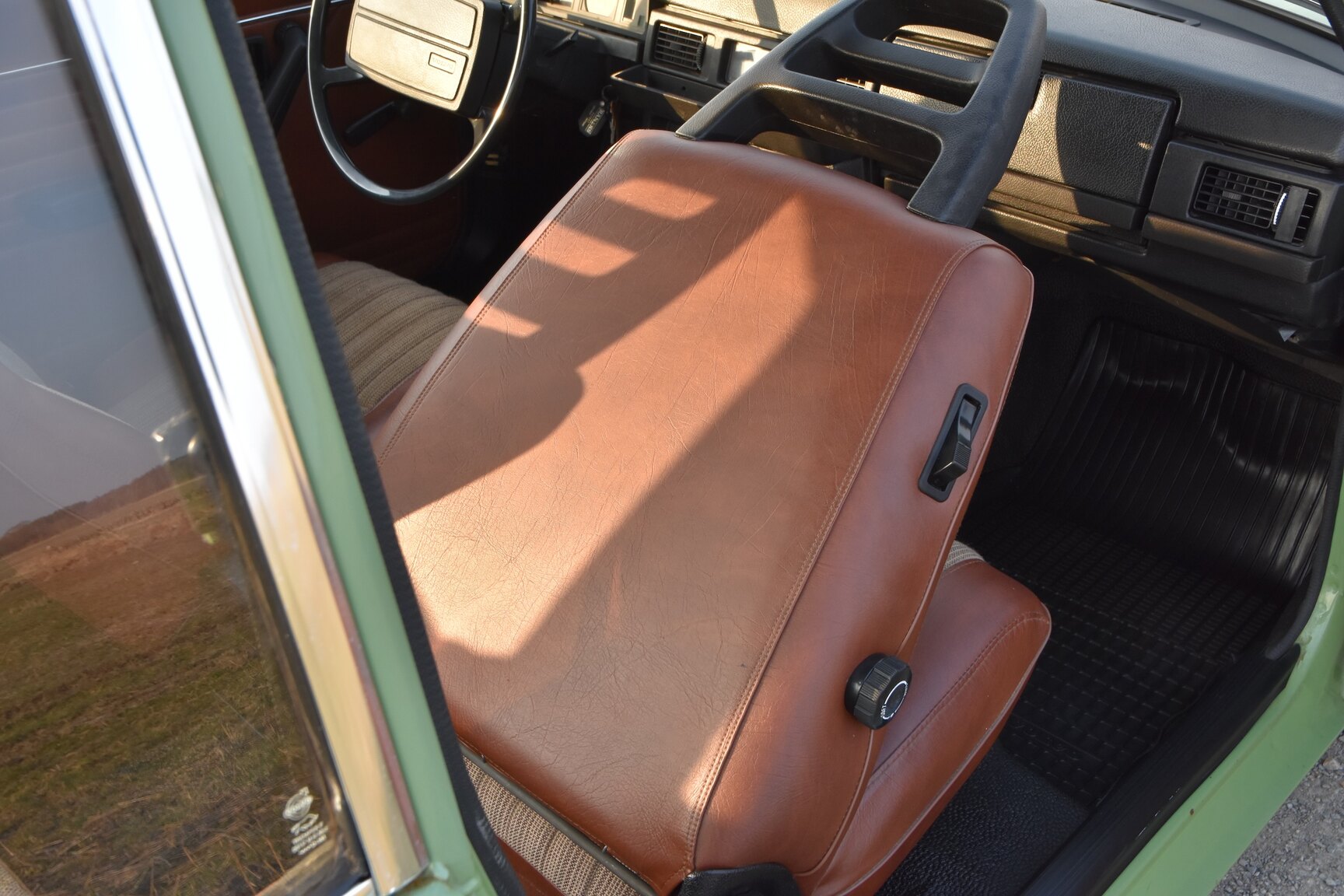 Interiörbild 1975 Volvo 242