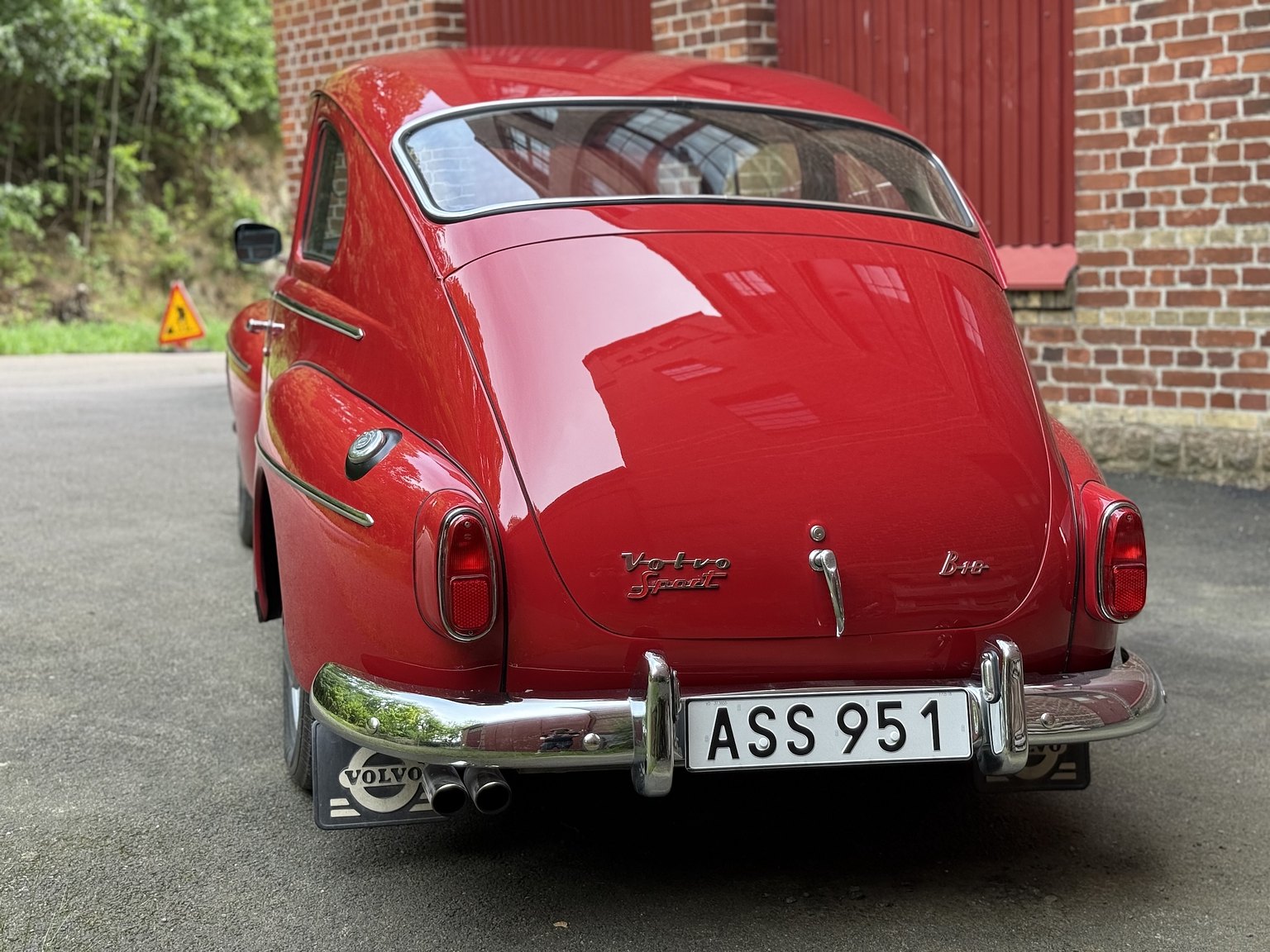 Exterior image of 1962 Volvo PV 544C Sport