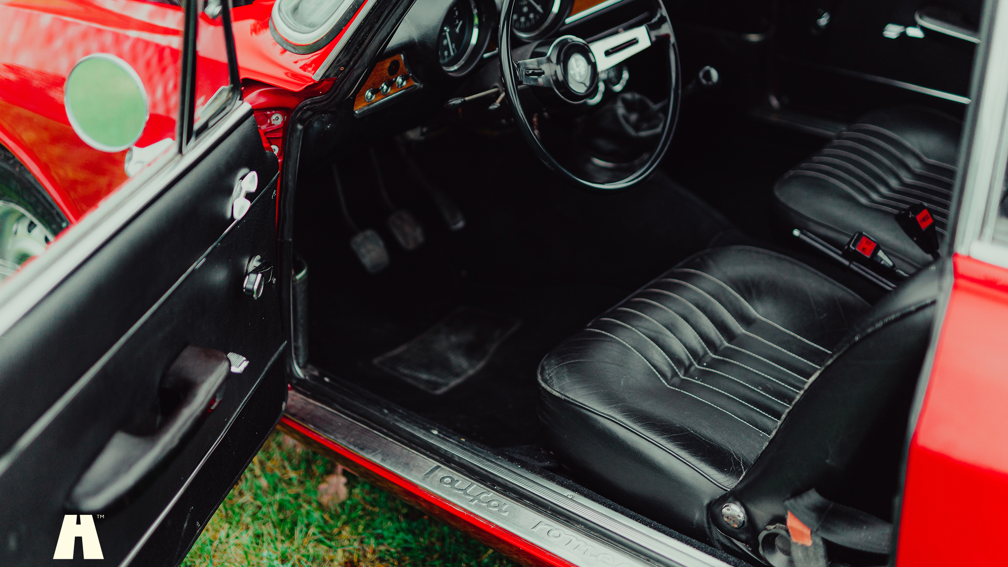 Interiörbild 1972 Alfa Romeo Giulia GT 1300 Junior