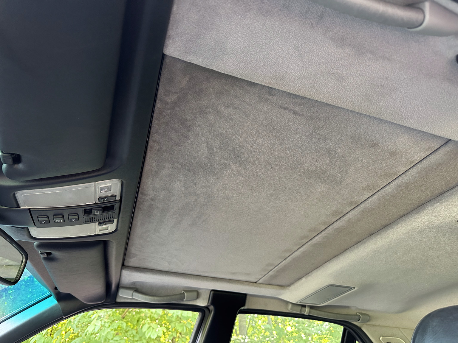 Innenraumfoto von 1992 Mercedes 300 SE (20)