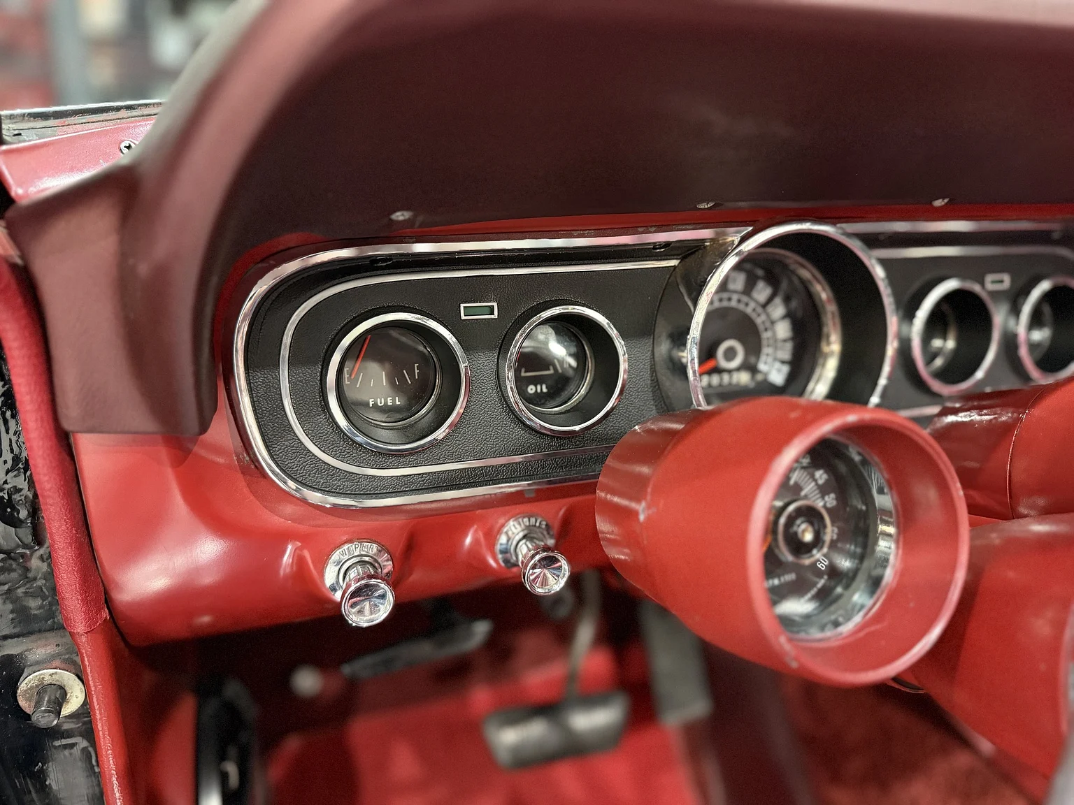 Interior image of 1966 Ford Mustang Convertible (18)