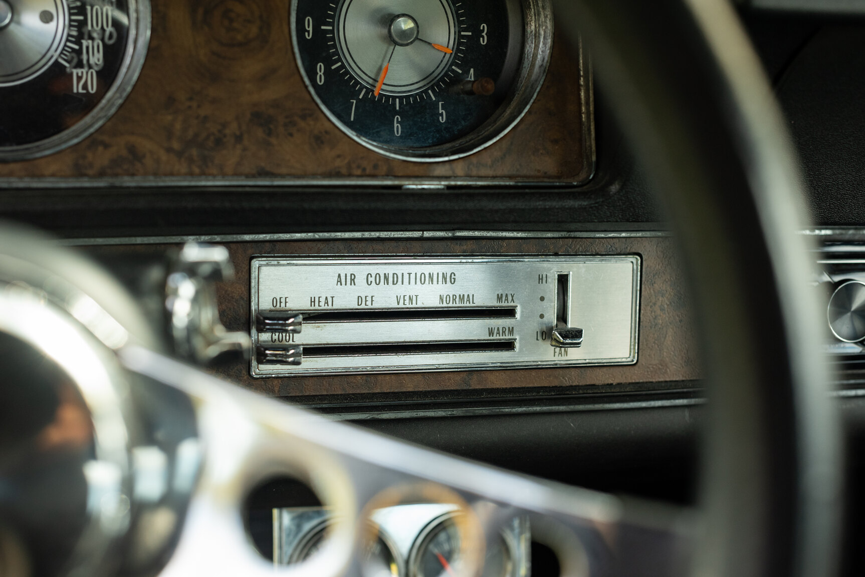 Innenraumfoto von 1970 Oldsmobile Cutlass